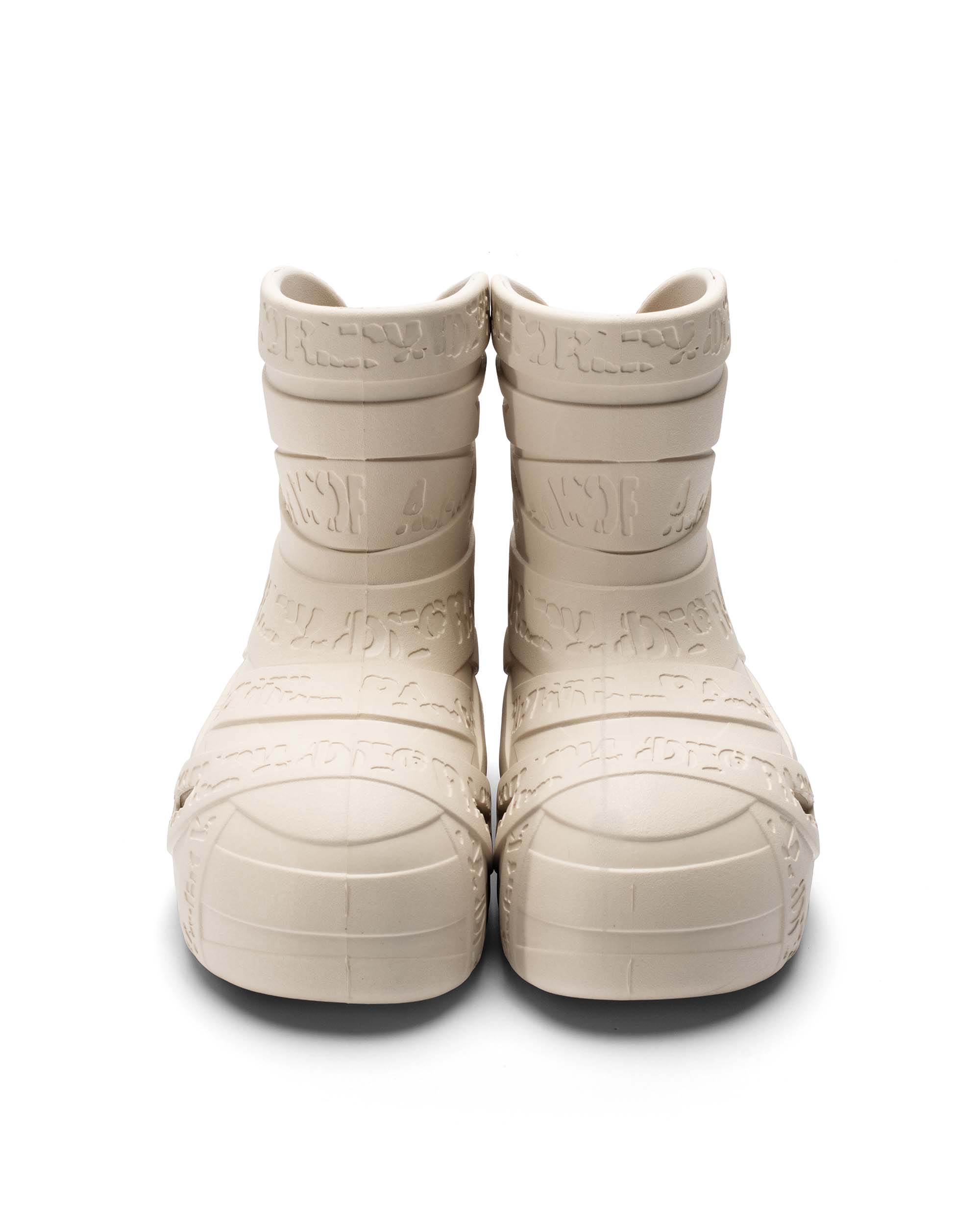 Bone foam boot