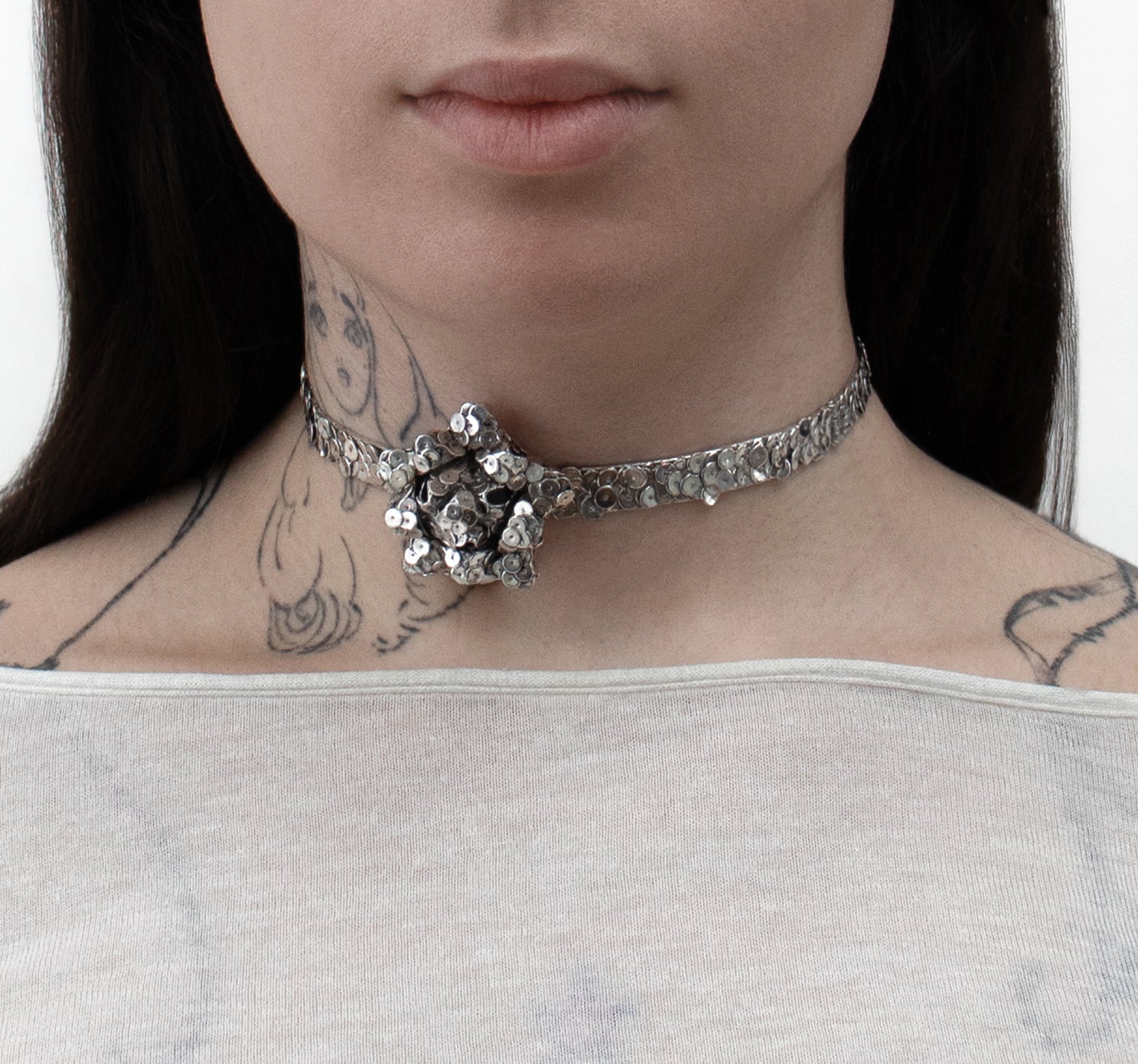 Sequin gift wrap necklace