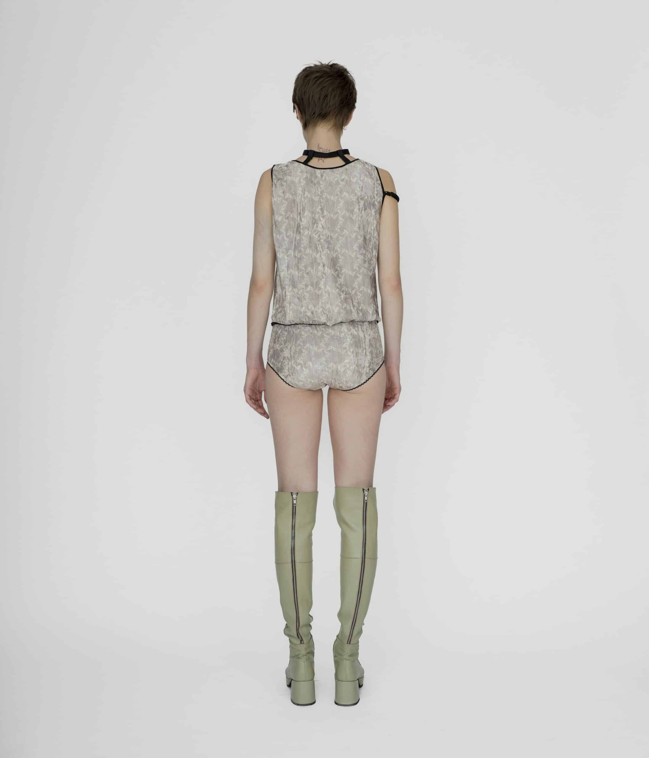Symbolic beige shorts
