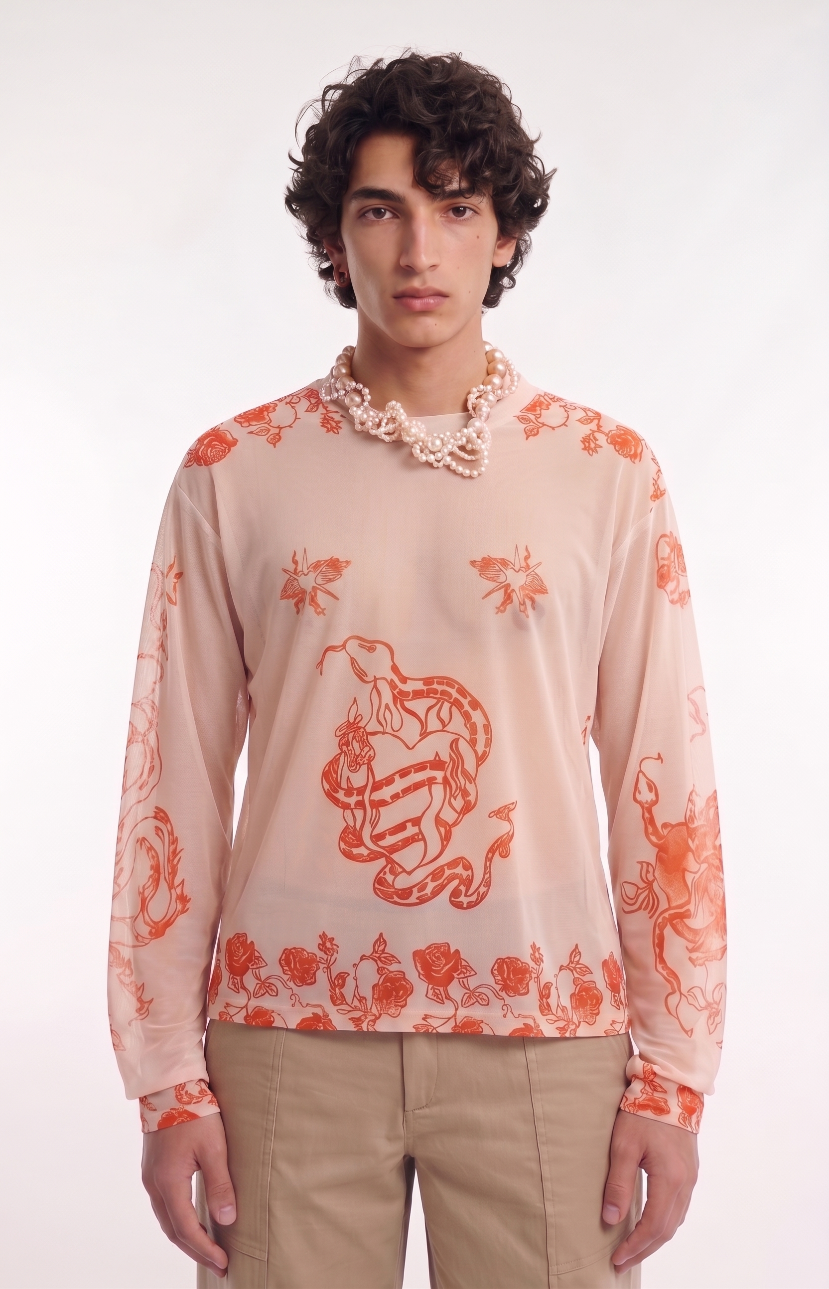 Longsleeve radical love tattoo