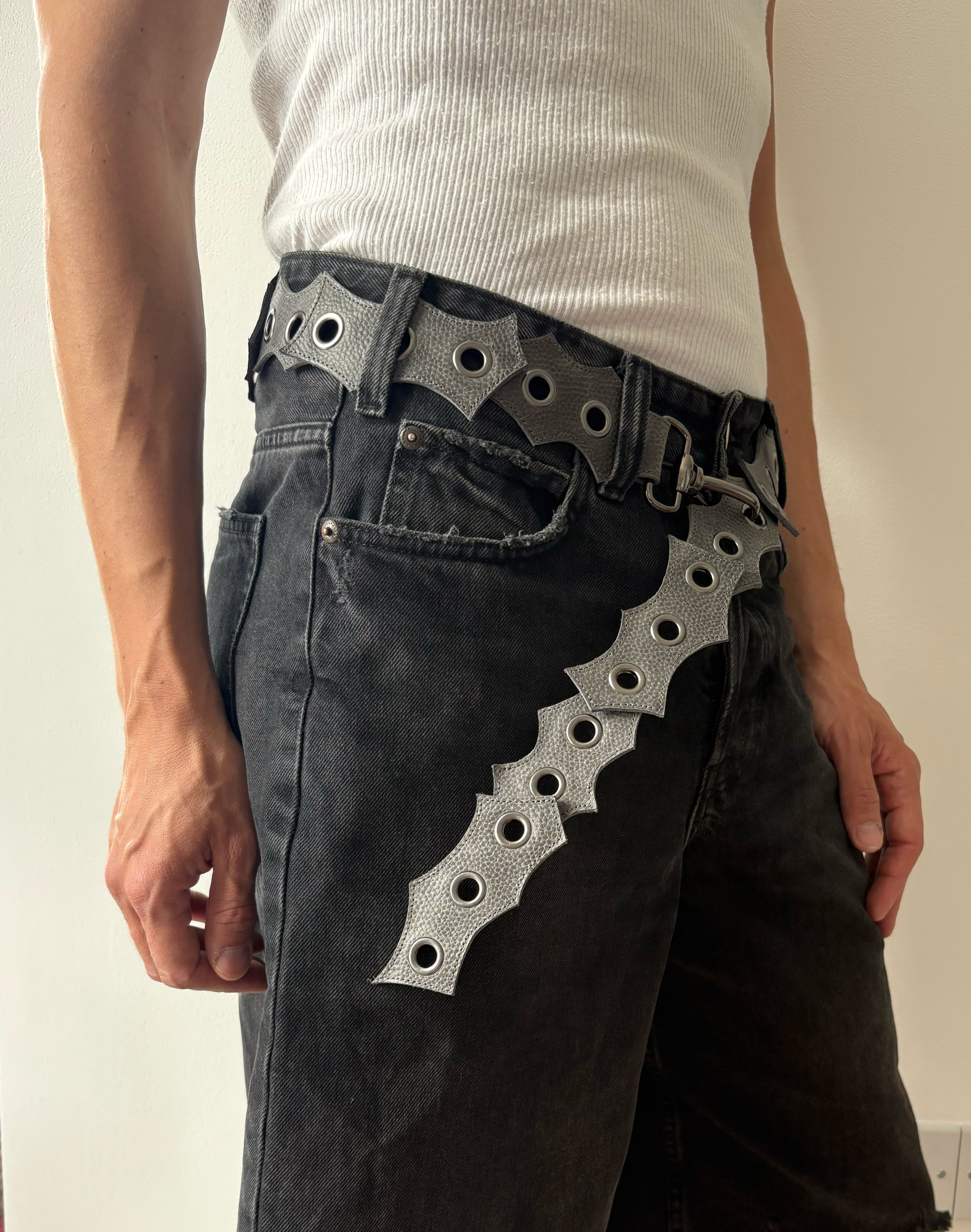 Pointed belt