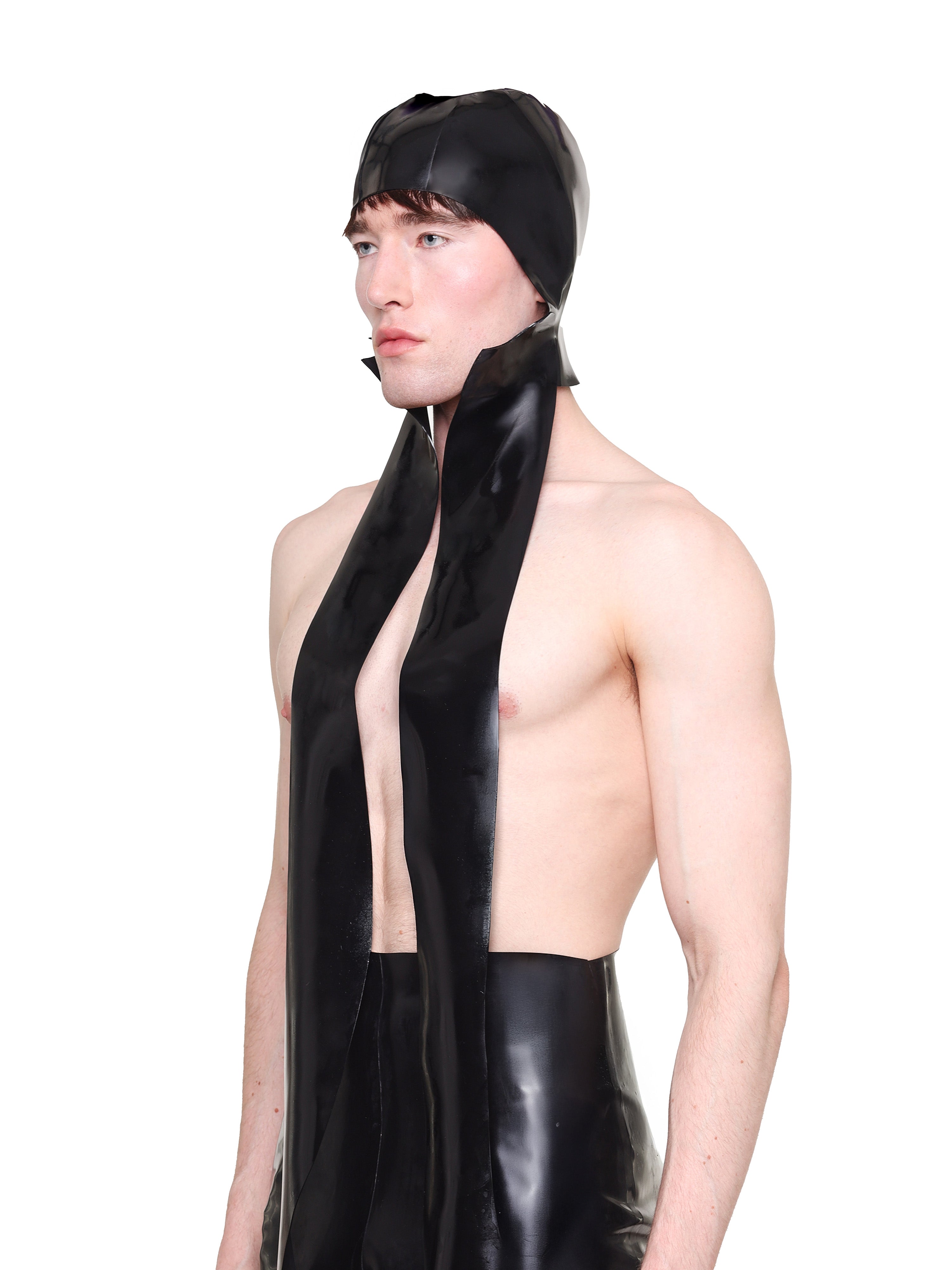 Harri black scarf cap