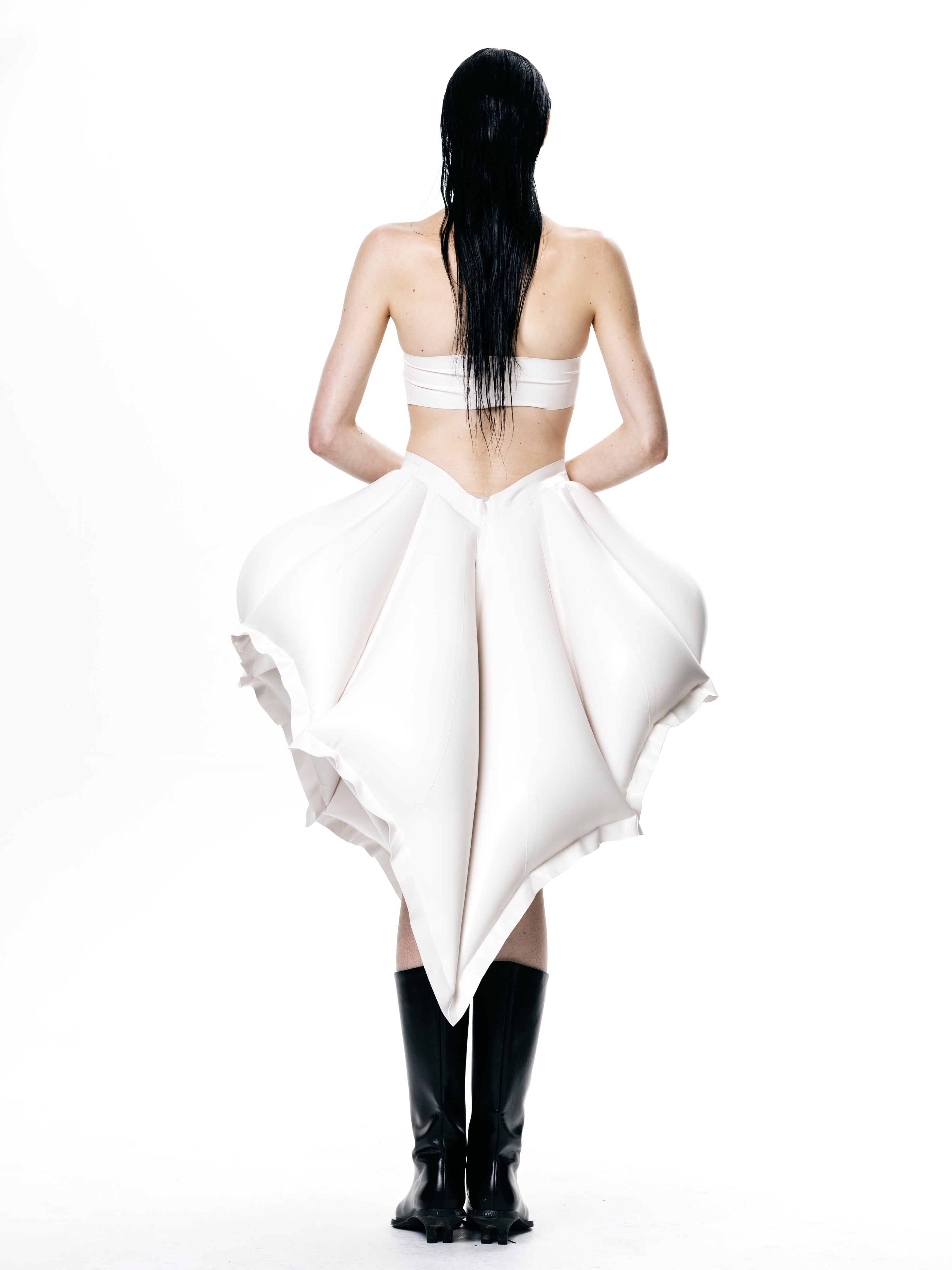 White v-waisted inflatable midi skirt | shell skirt