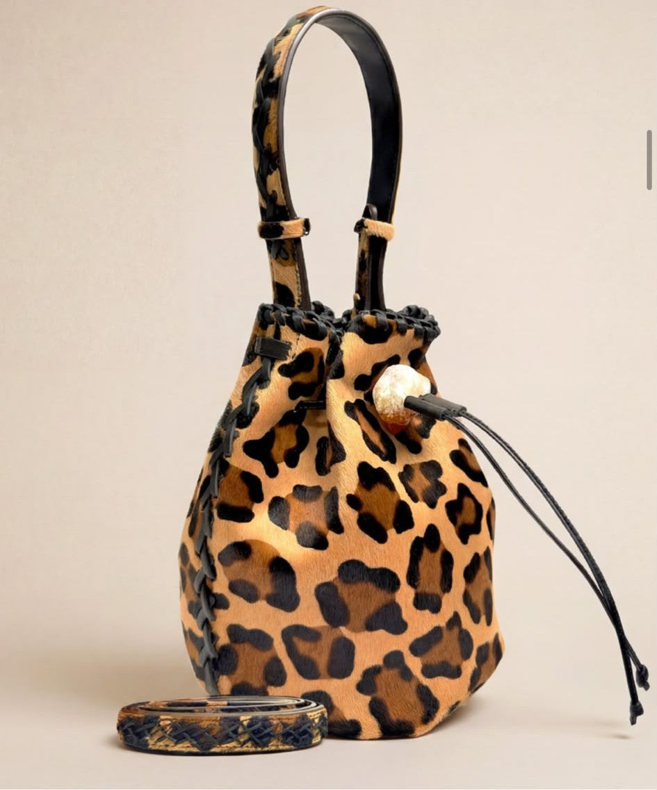 Iacobella nirmala pony hair bag - leopard