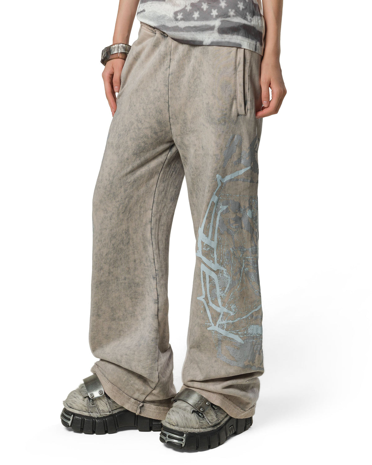 Ice bootcut sweatpants