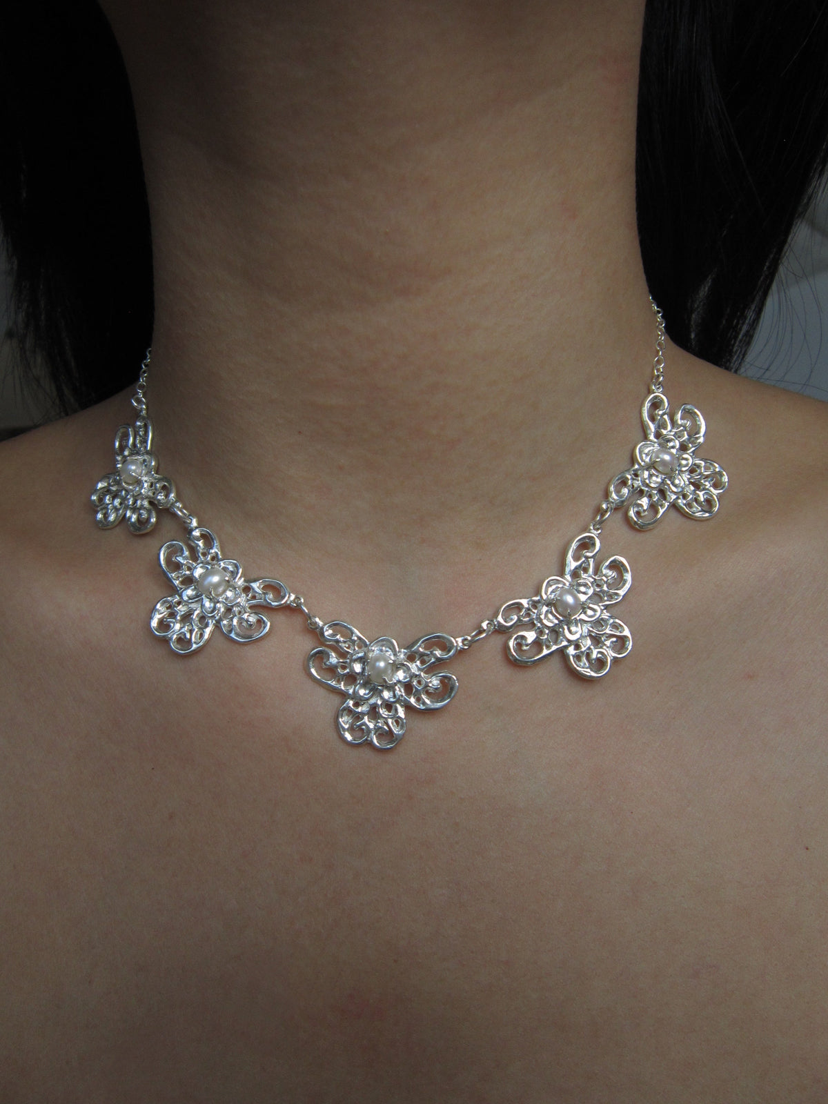 Vellum collar