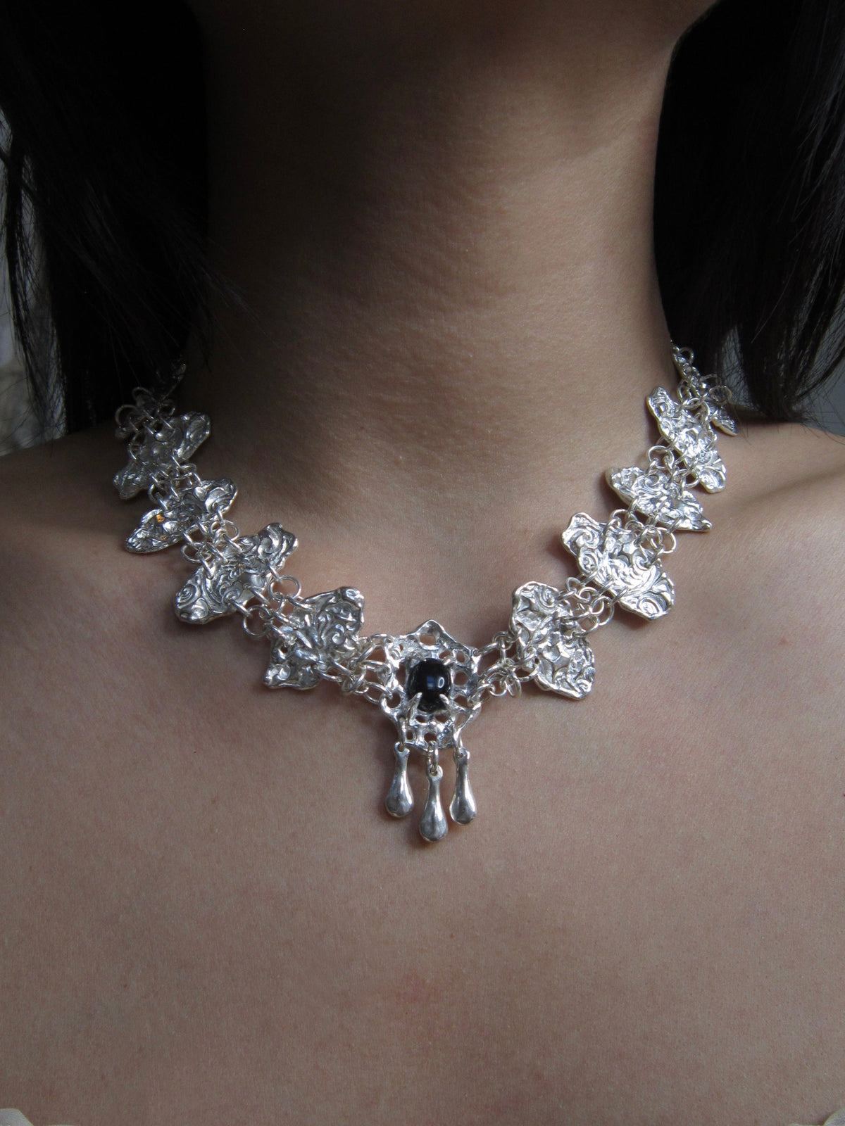 Thalia chain