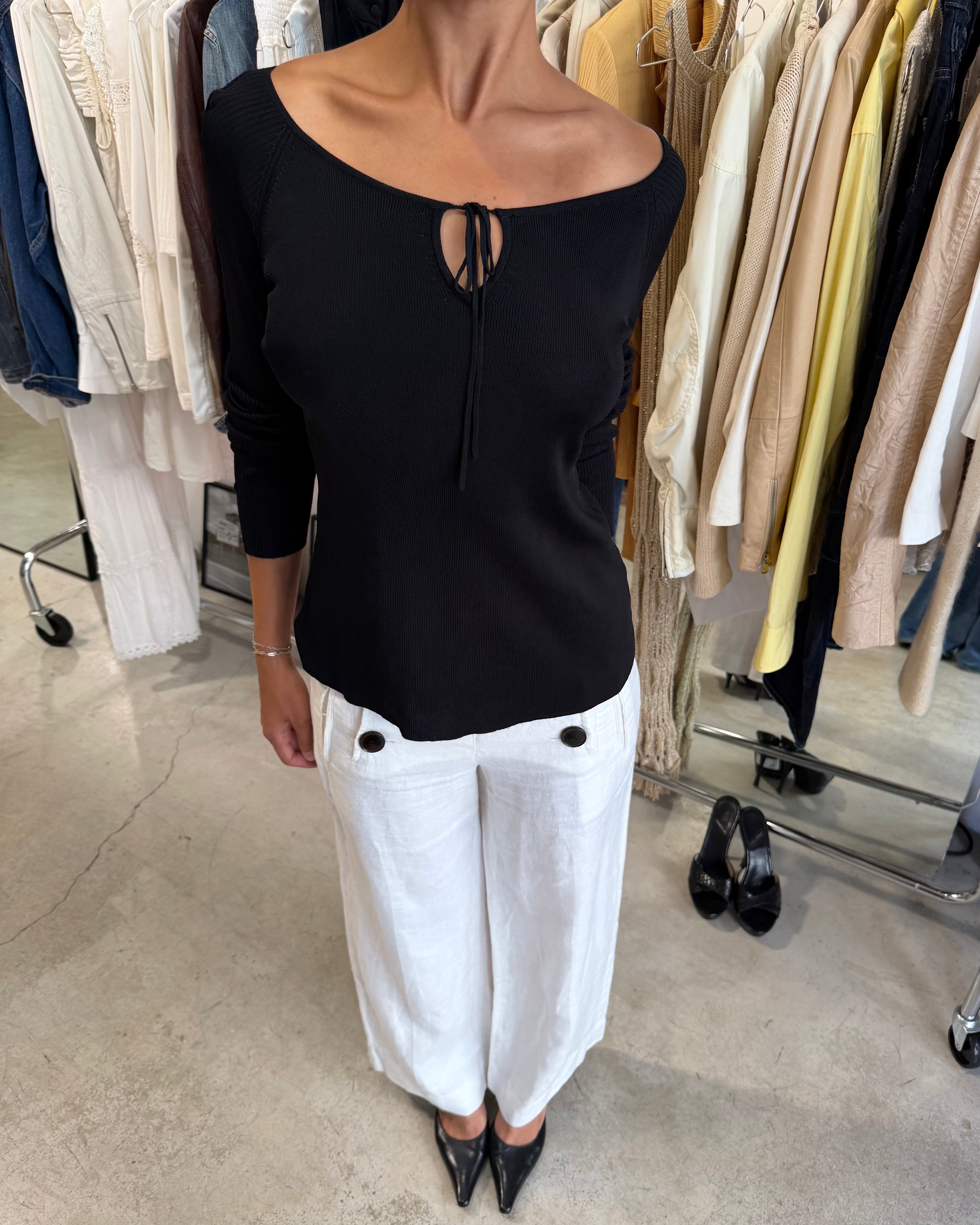 The corine top