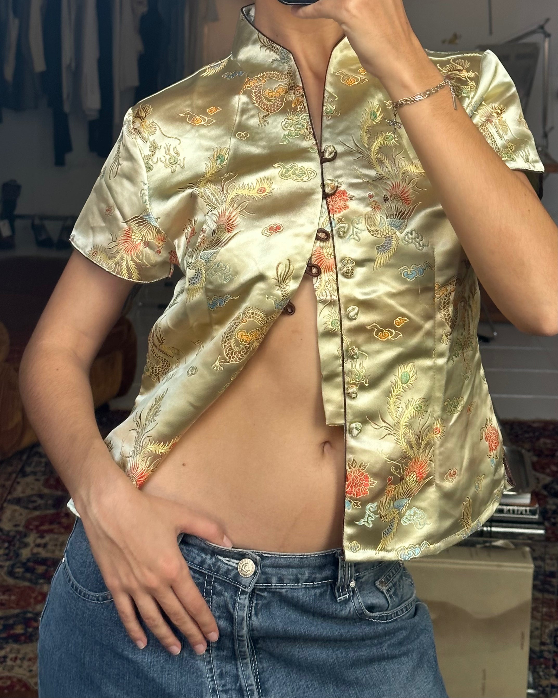 The esther top