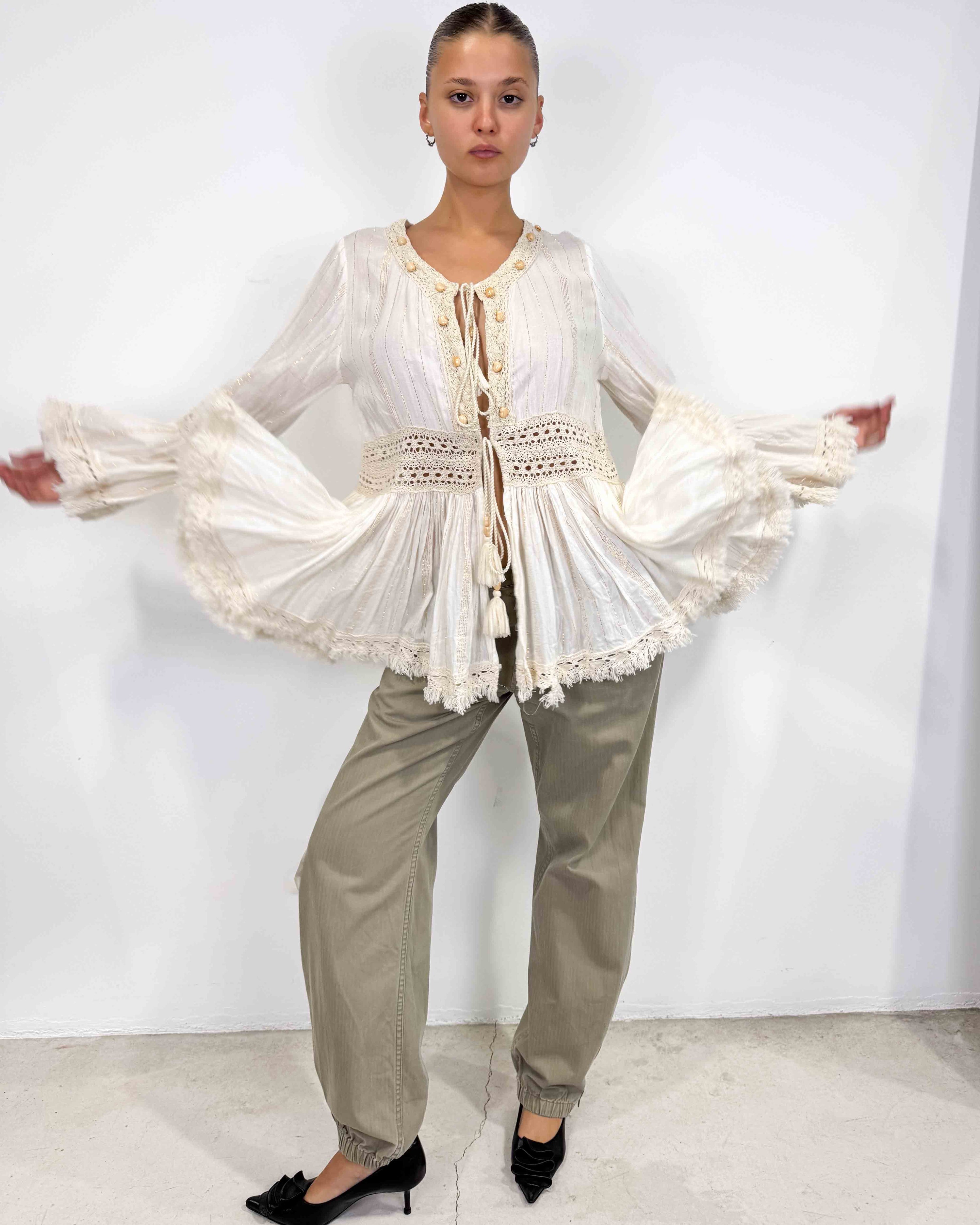The daphne shirt