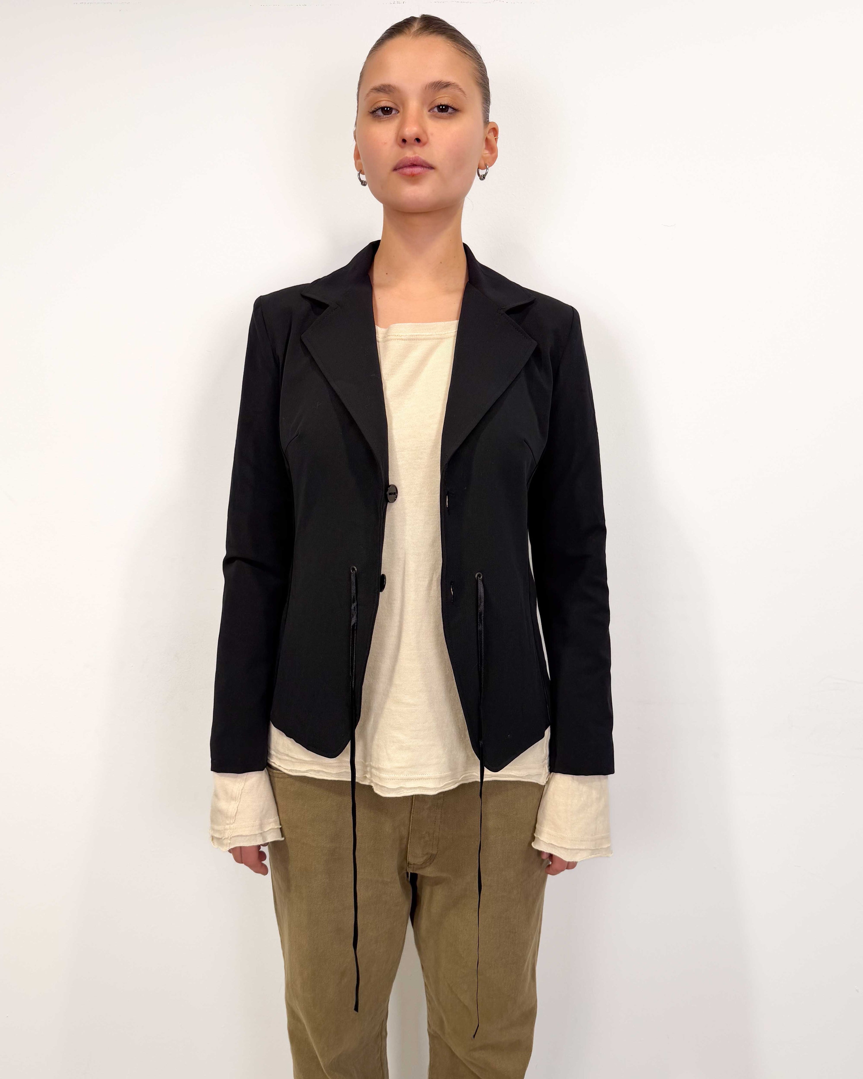 The haewon blazer