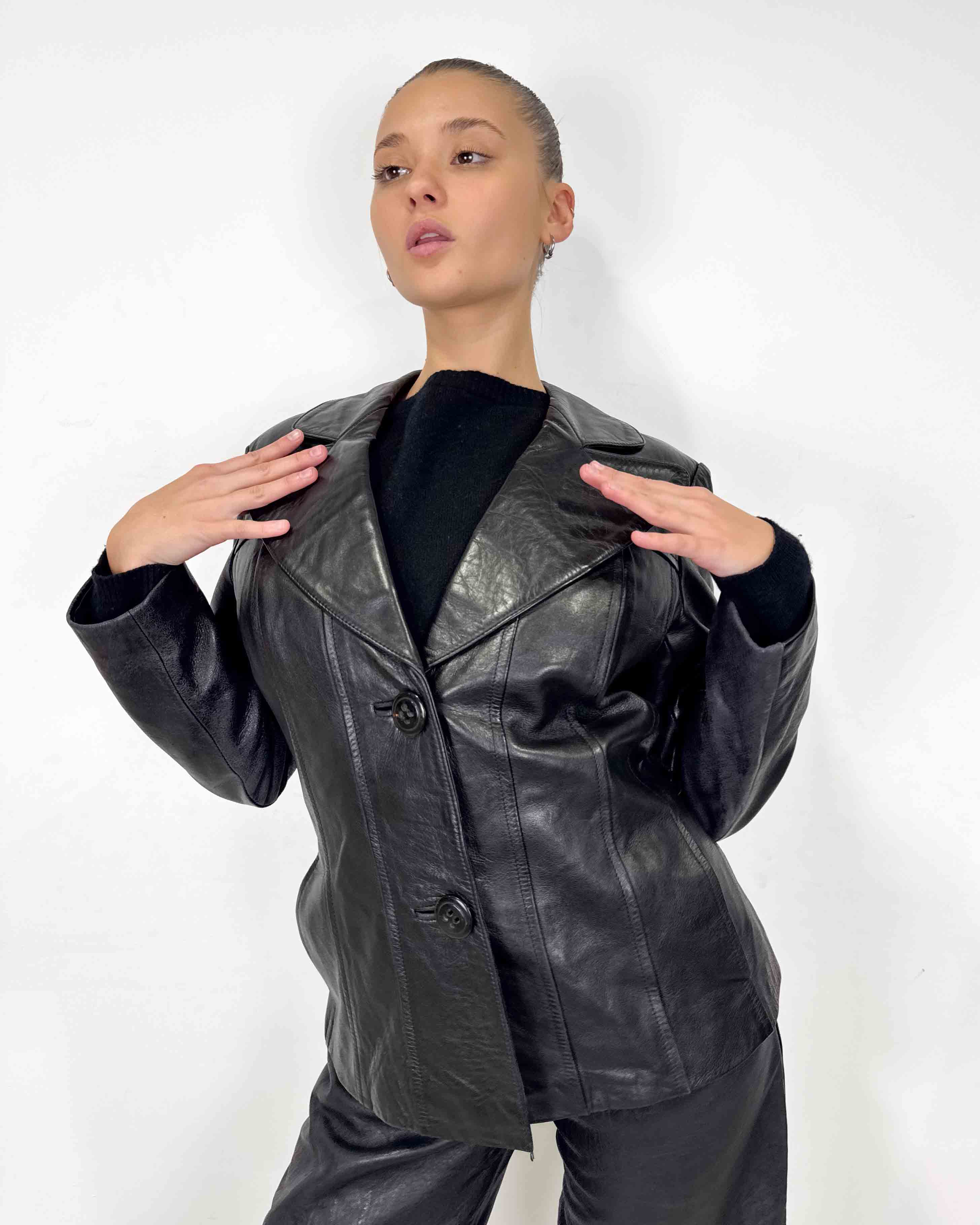 The mariona leather jacket