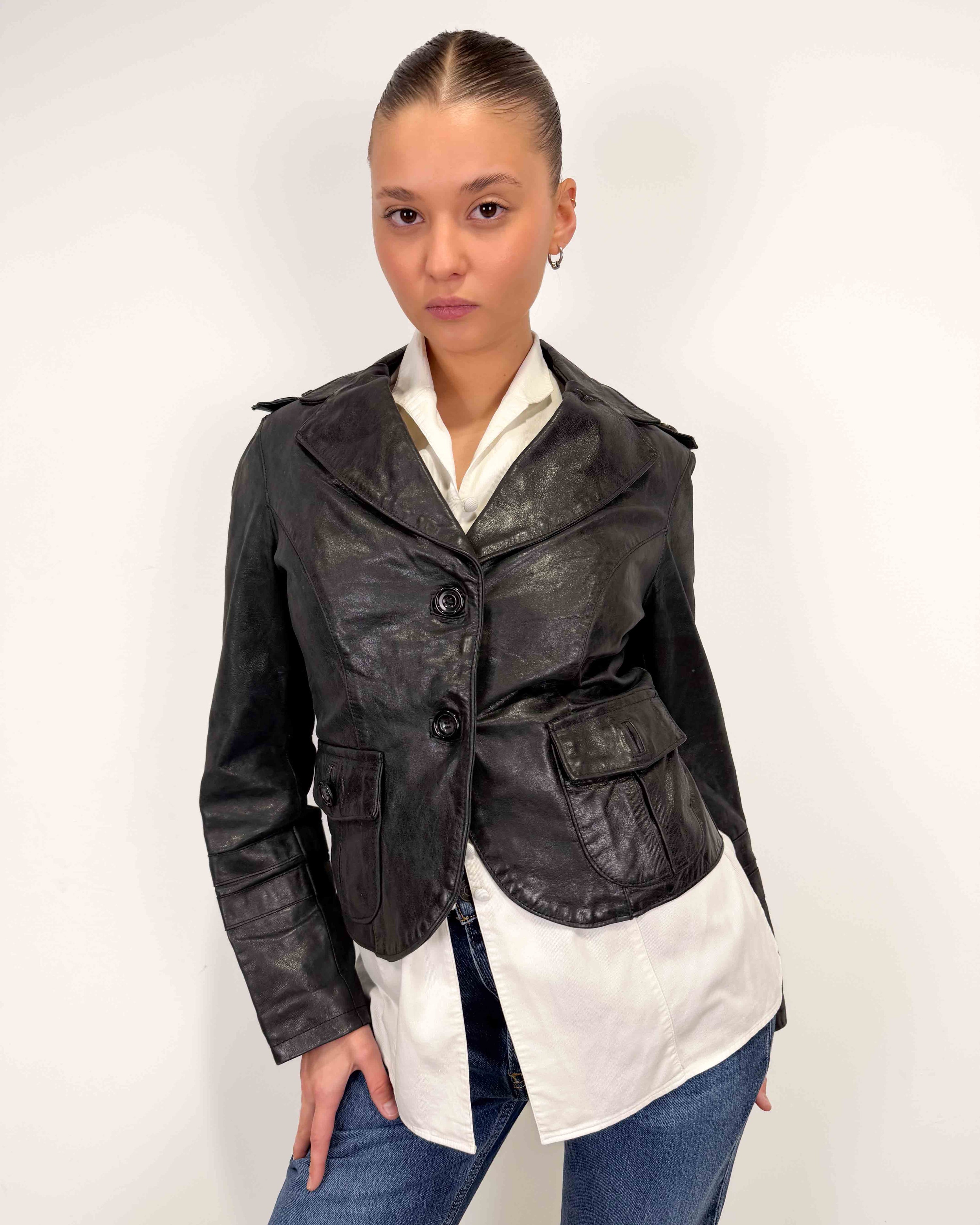 The iana leather blazer