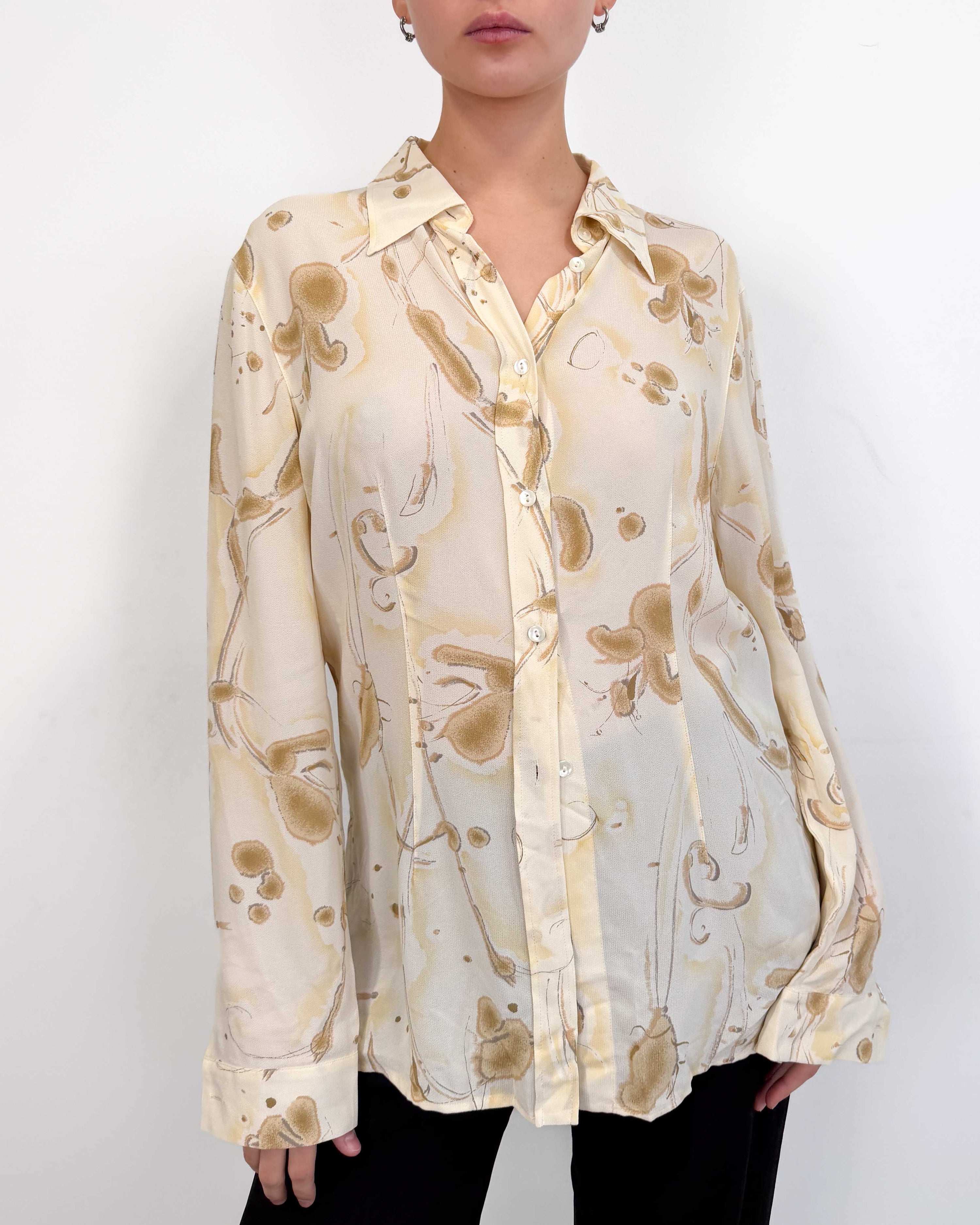 The noemi shirt