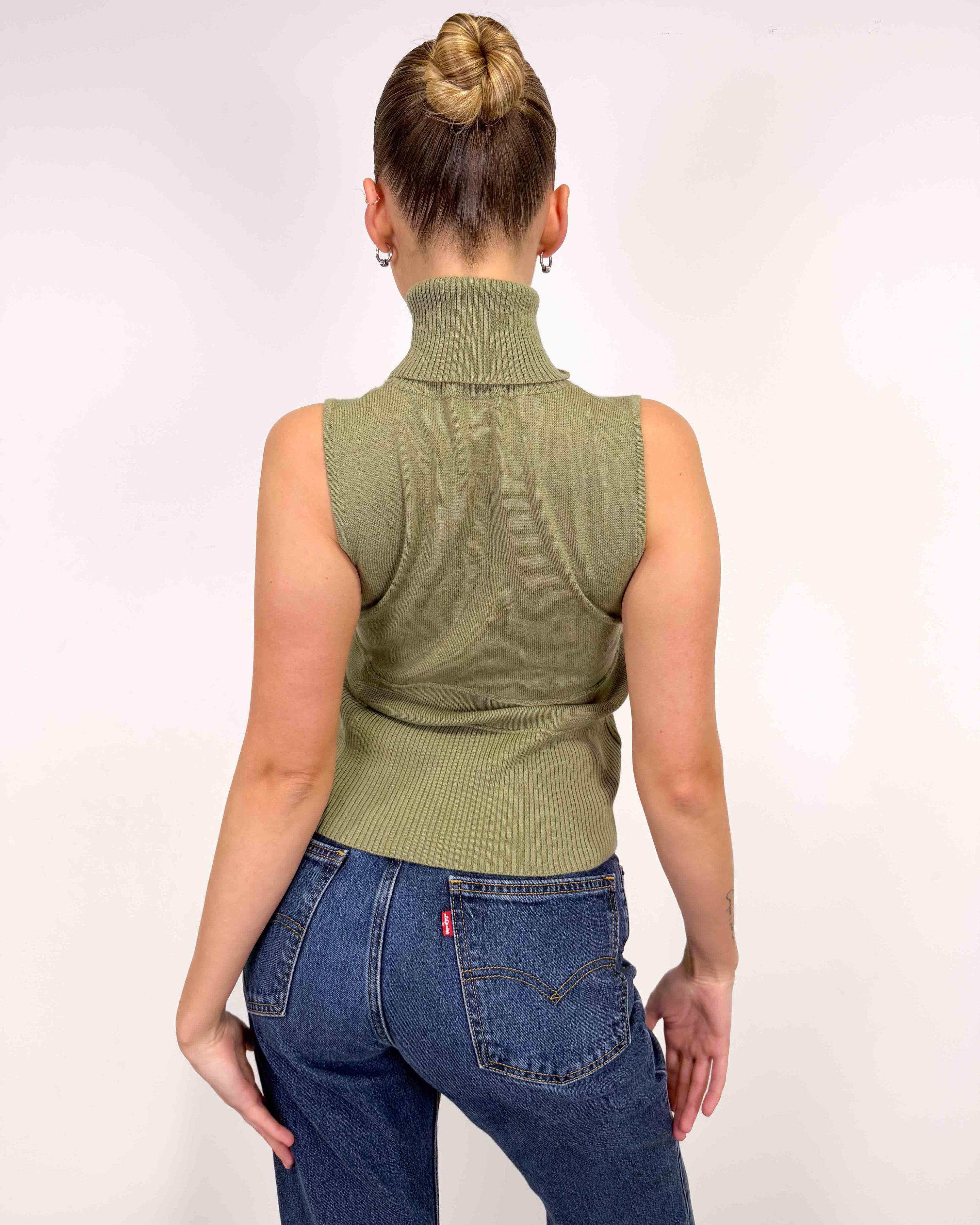 The omma top