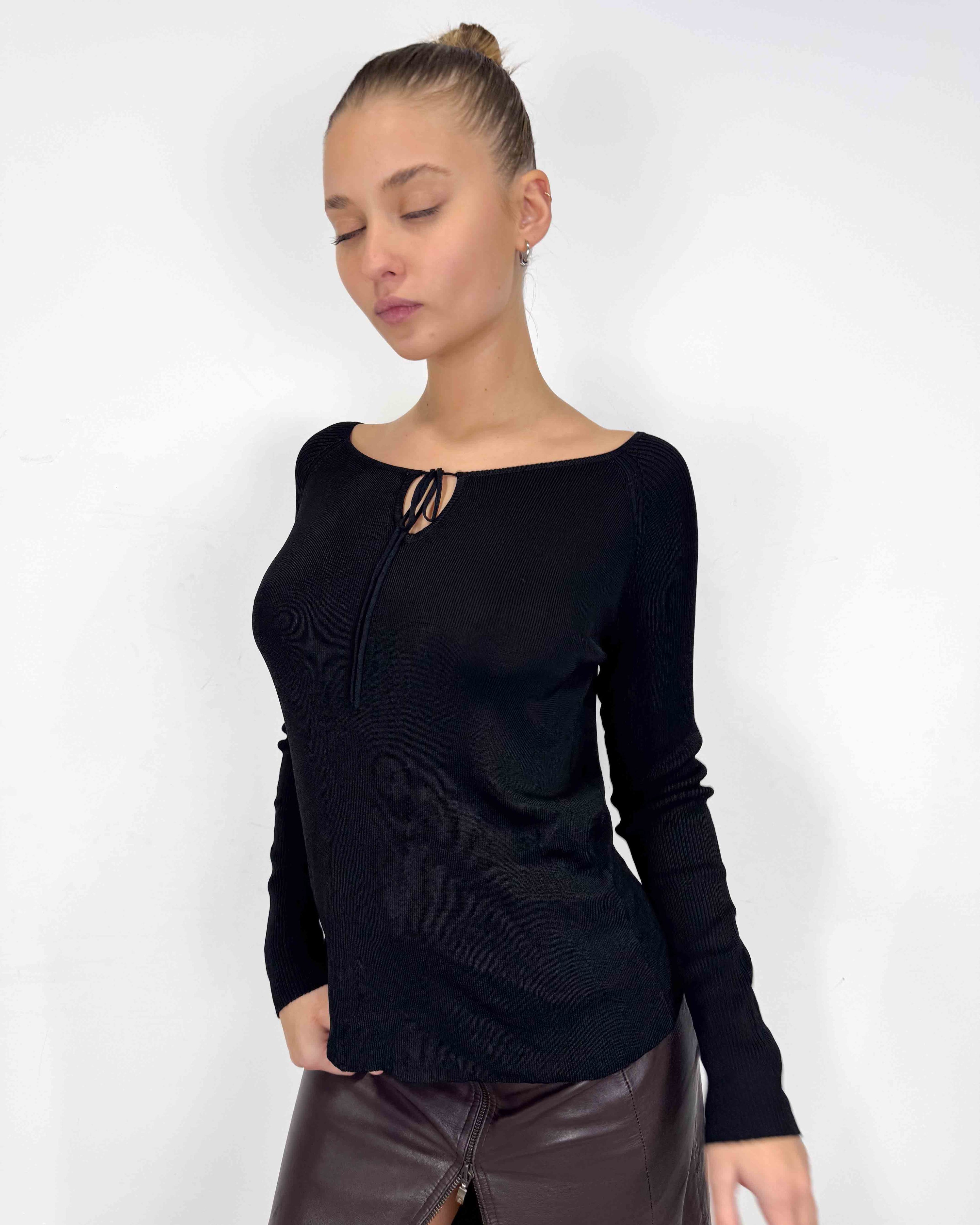 The corine top
