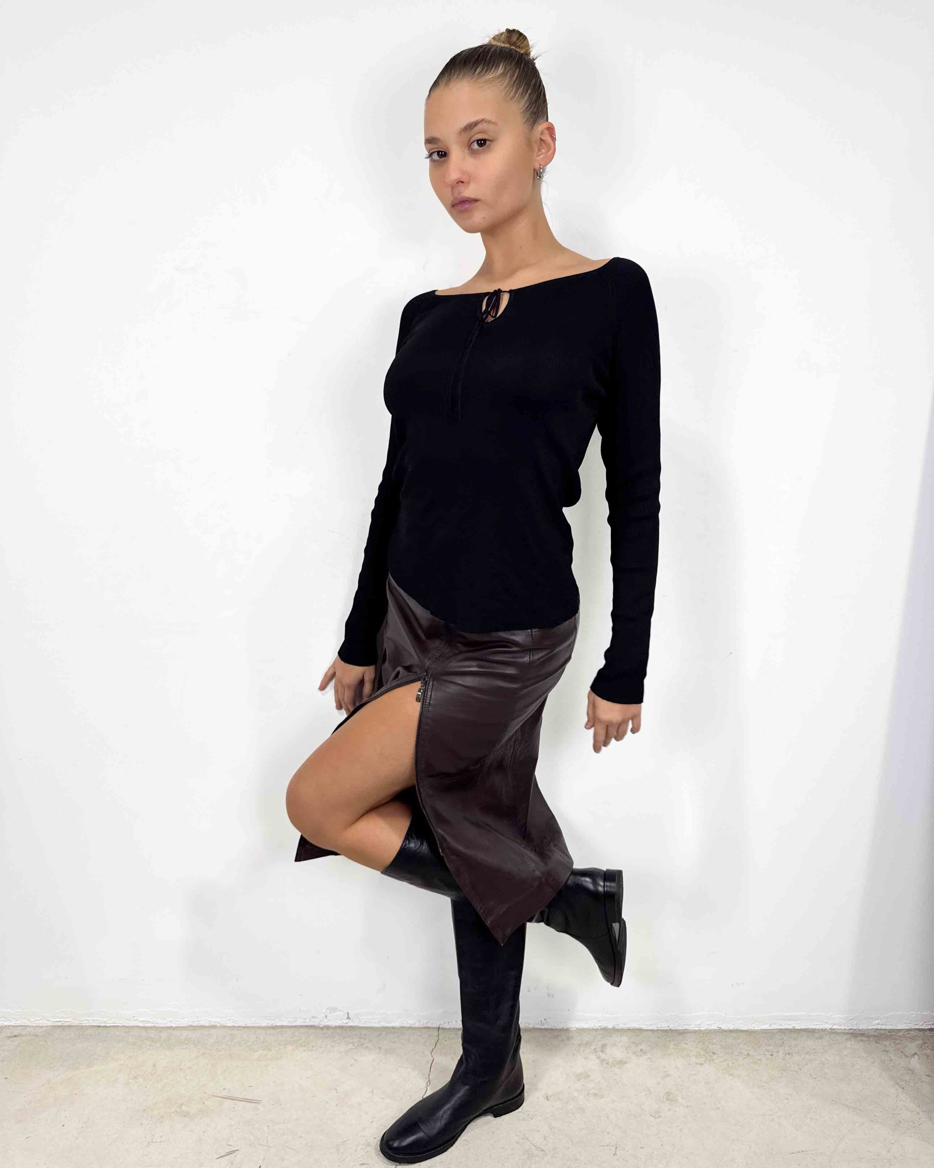 The corine top
