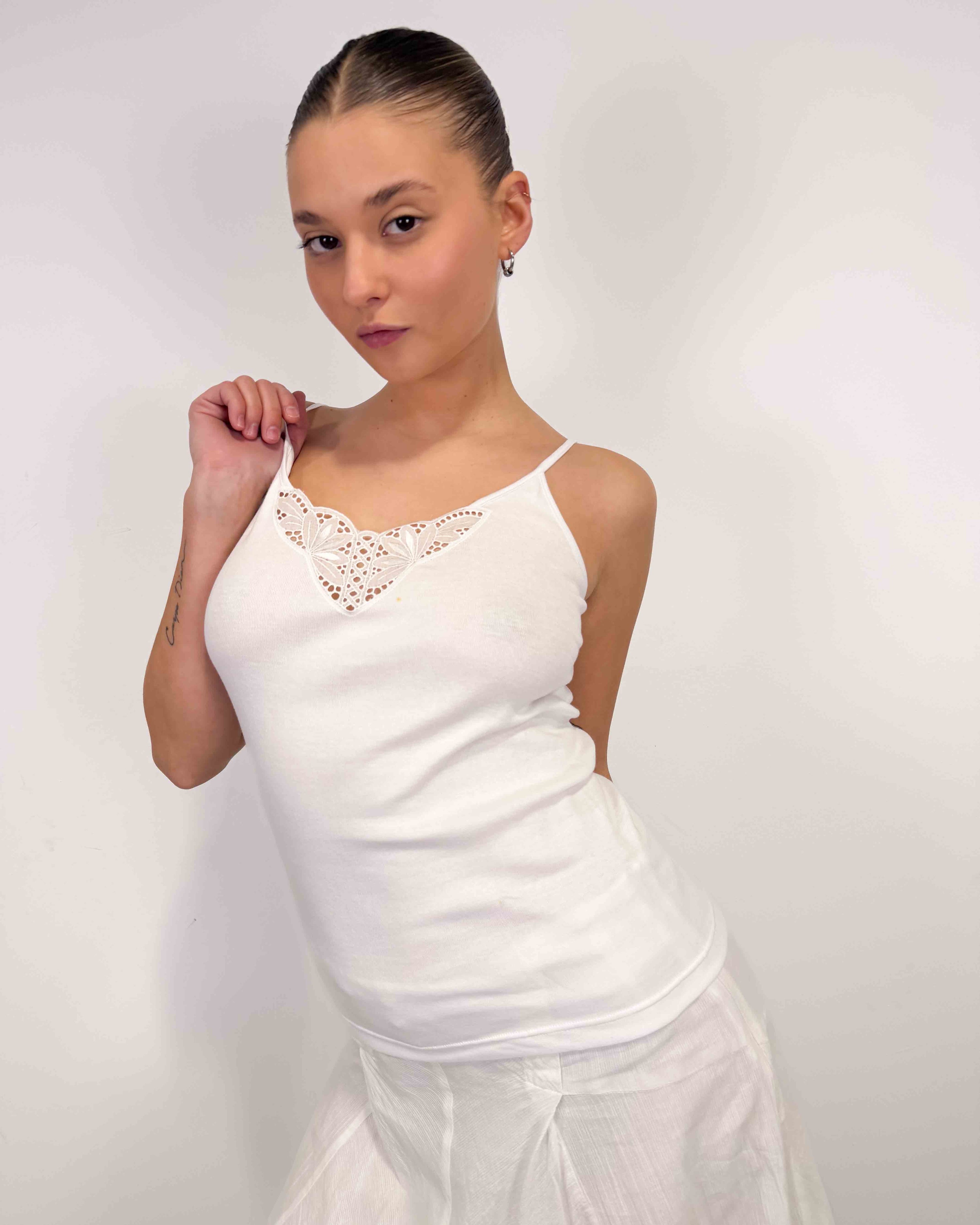 The clarisse top