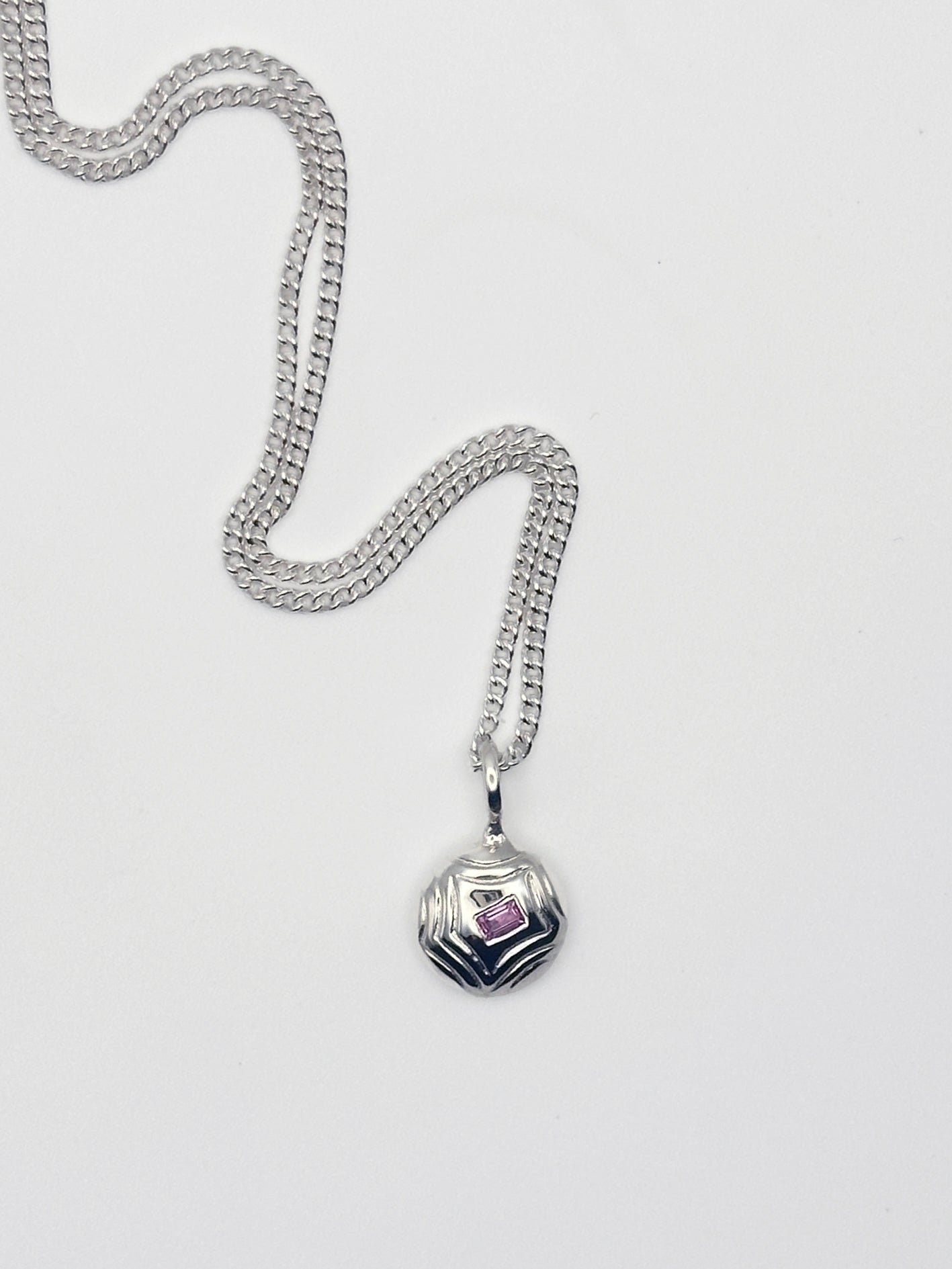 Iota necklace