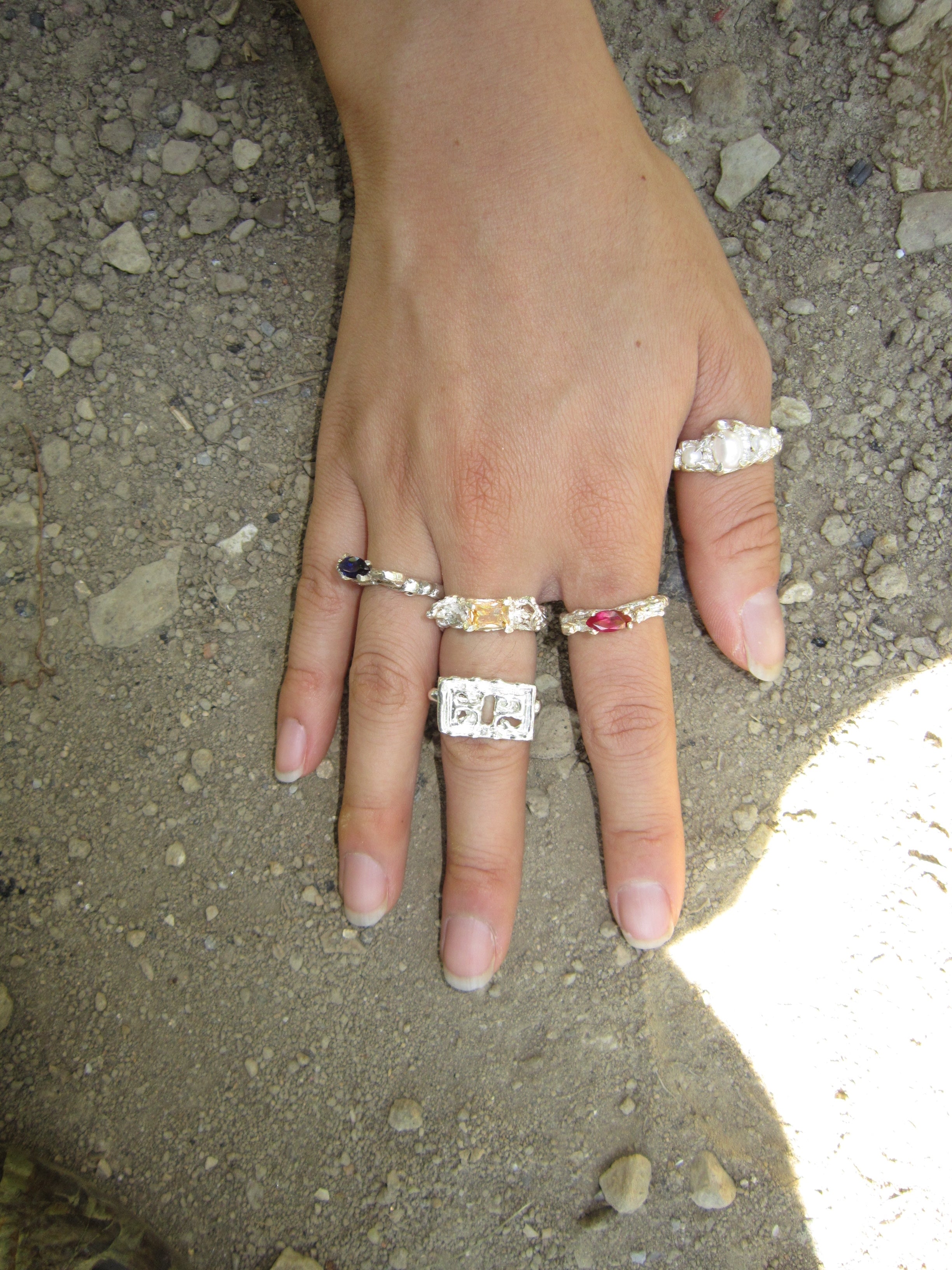 Lore ring