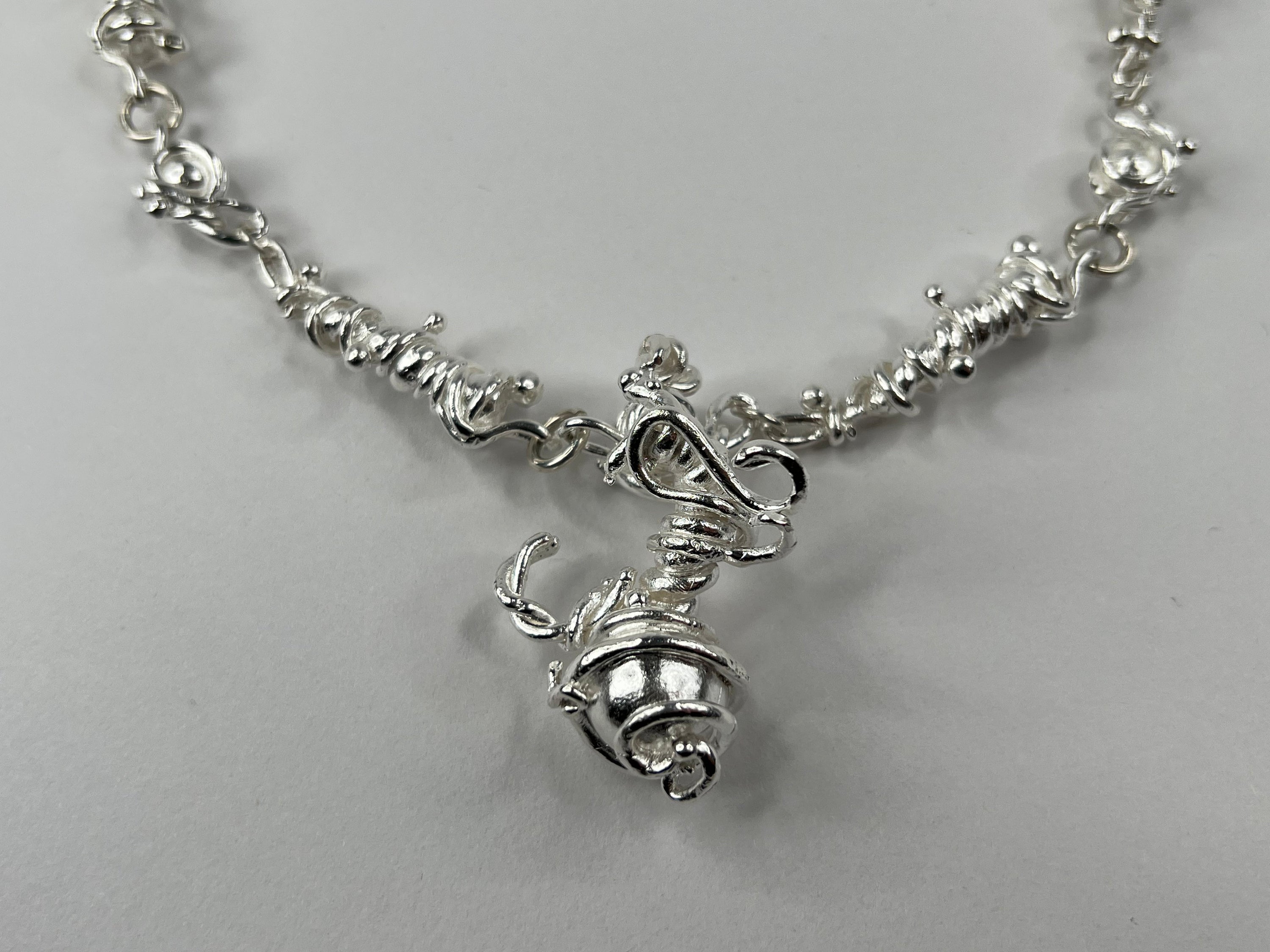Omyo necklace + omyo pendant