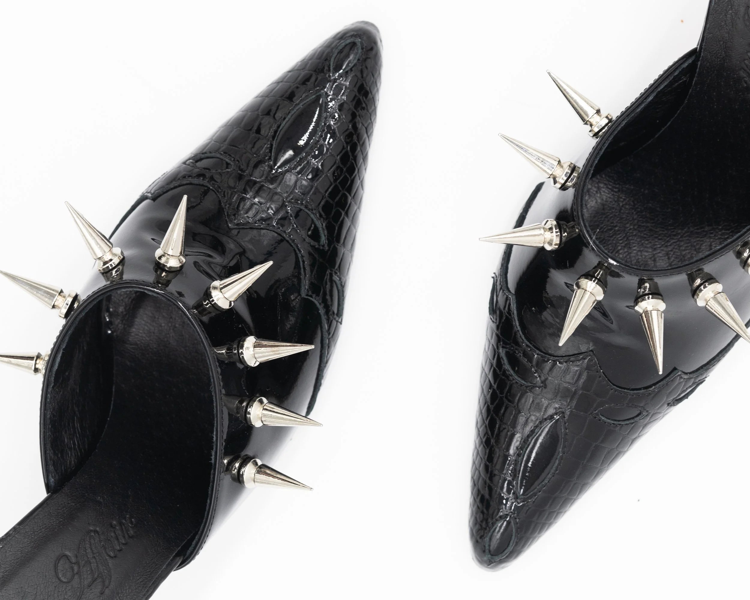 Cowgirl mules blackout