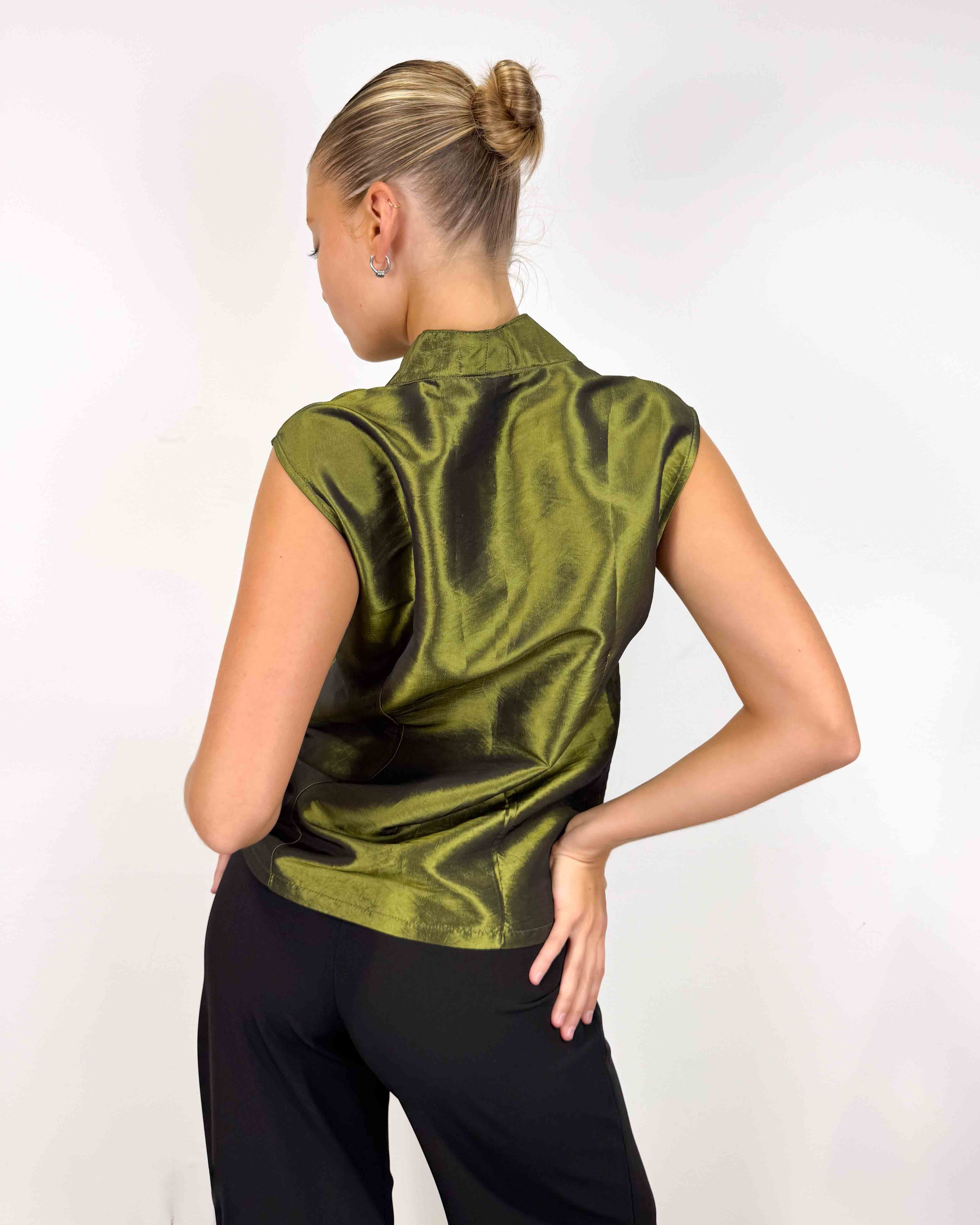 The diana top