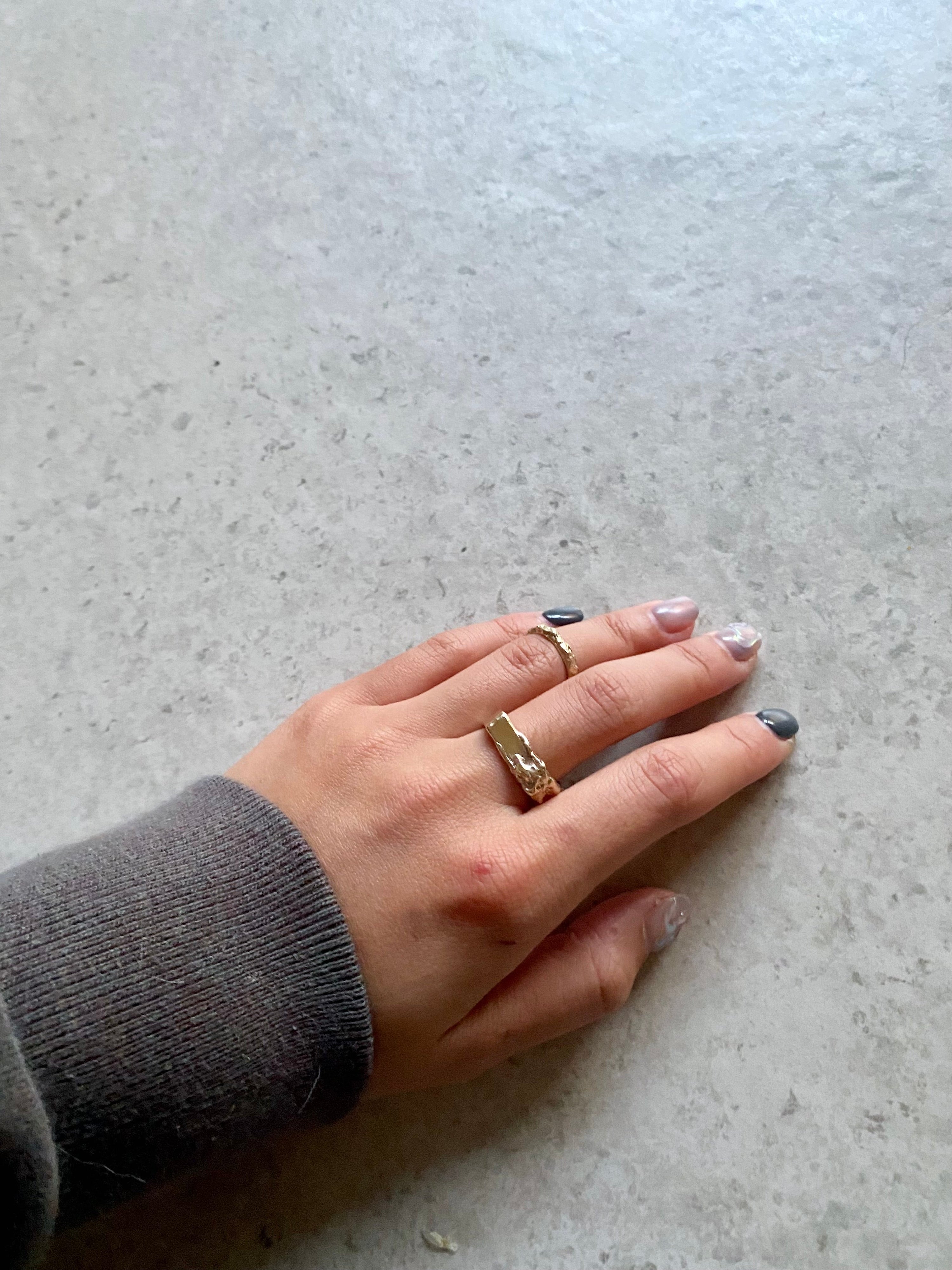 Melting away ring - gold