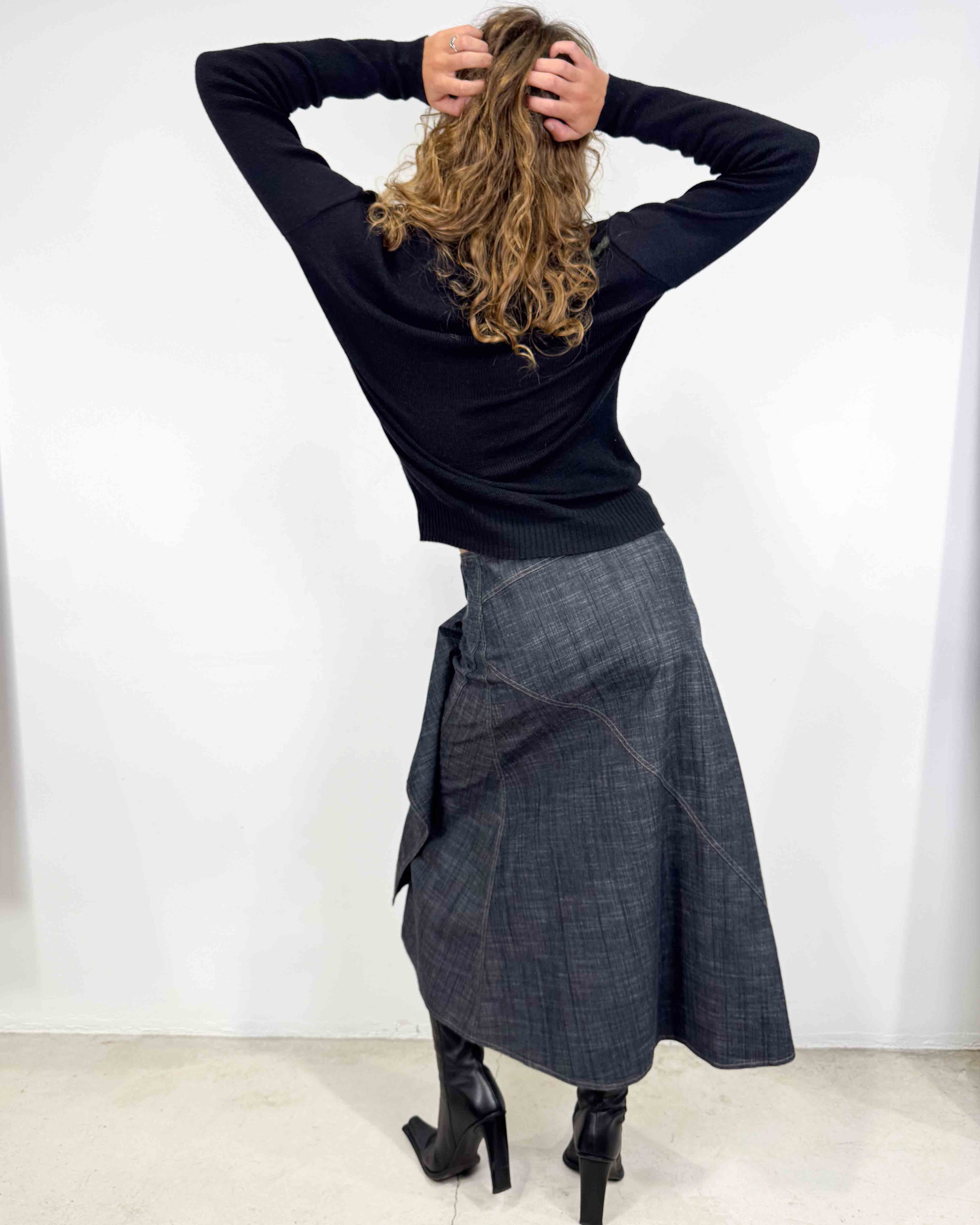 The jana jumper by sarah pacini
