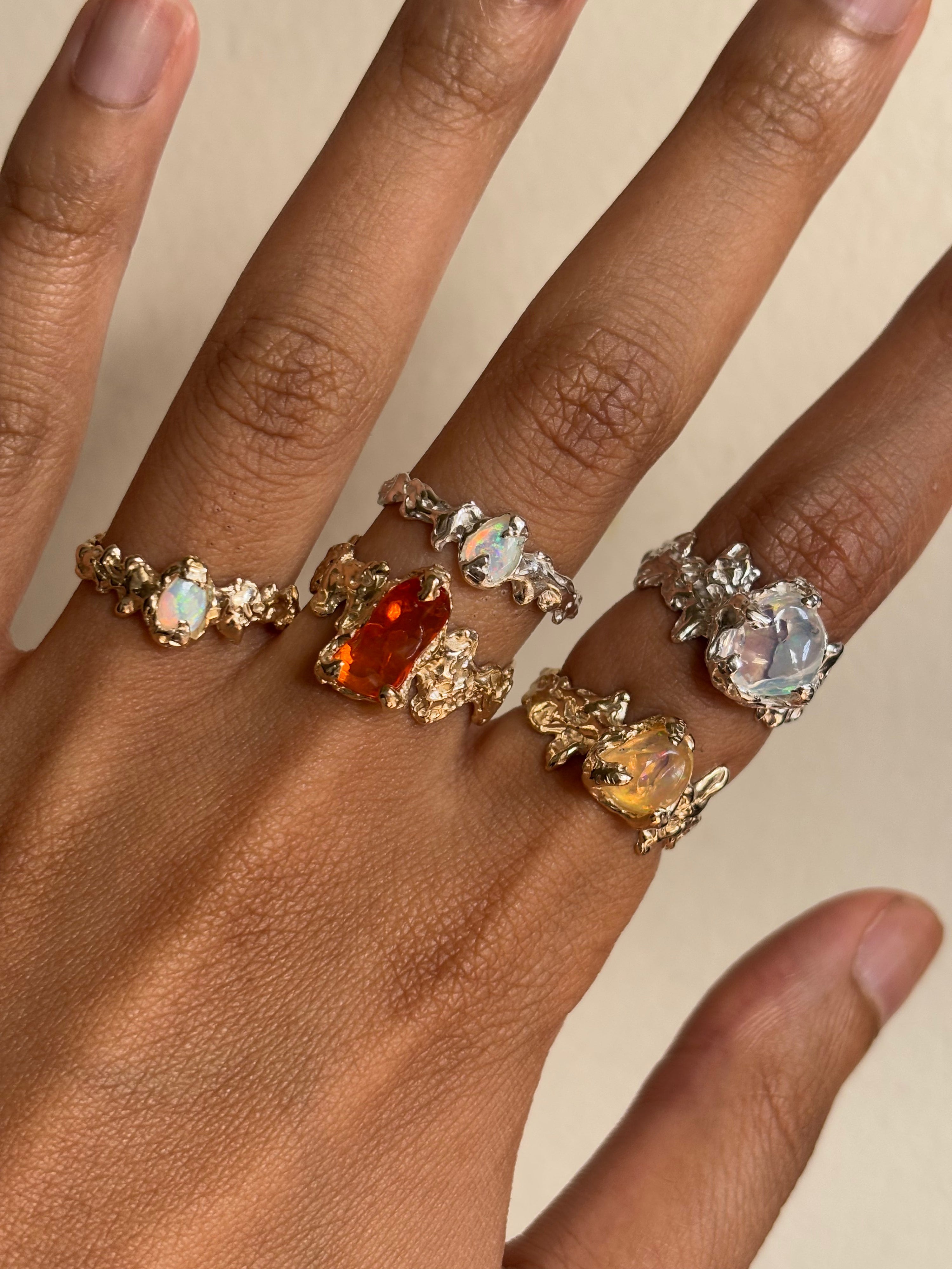 Ignite ring - mexican opal - yellow/gold