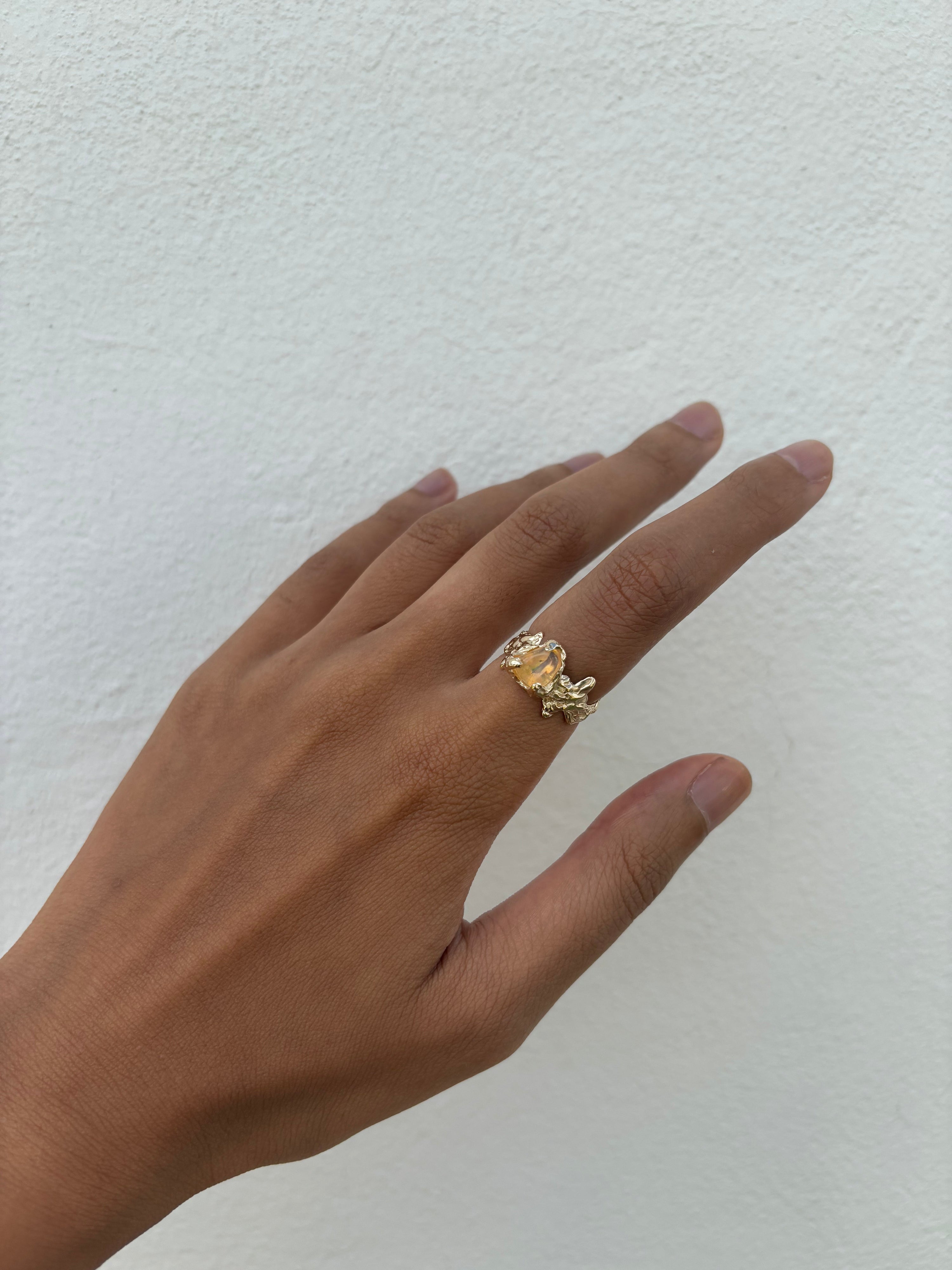 Ignite ring - mexican opal - yellow/gold