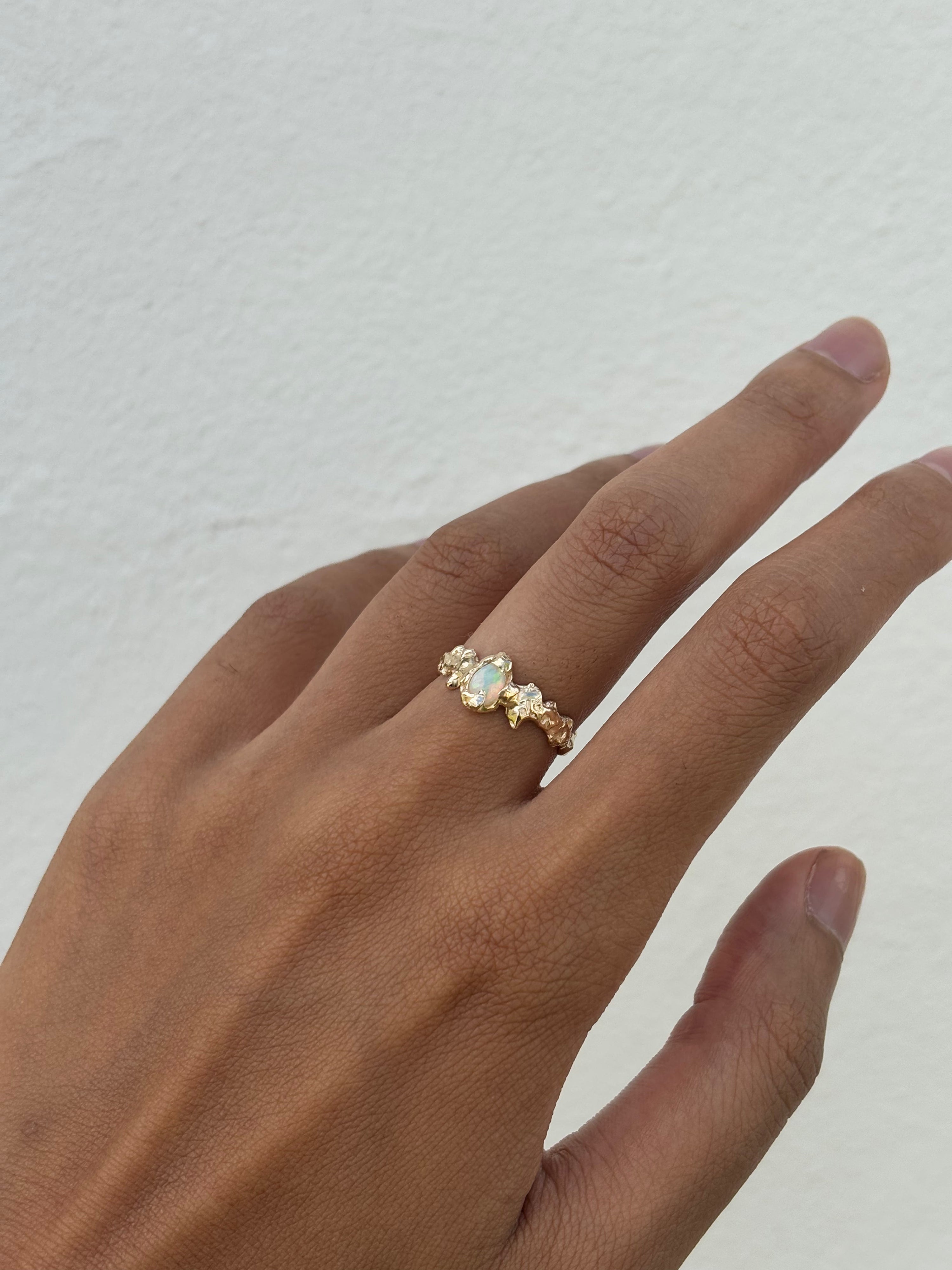 Crown ring - gold