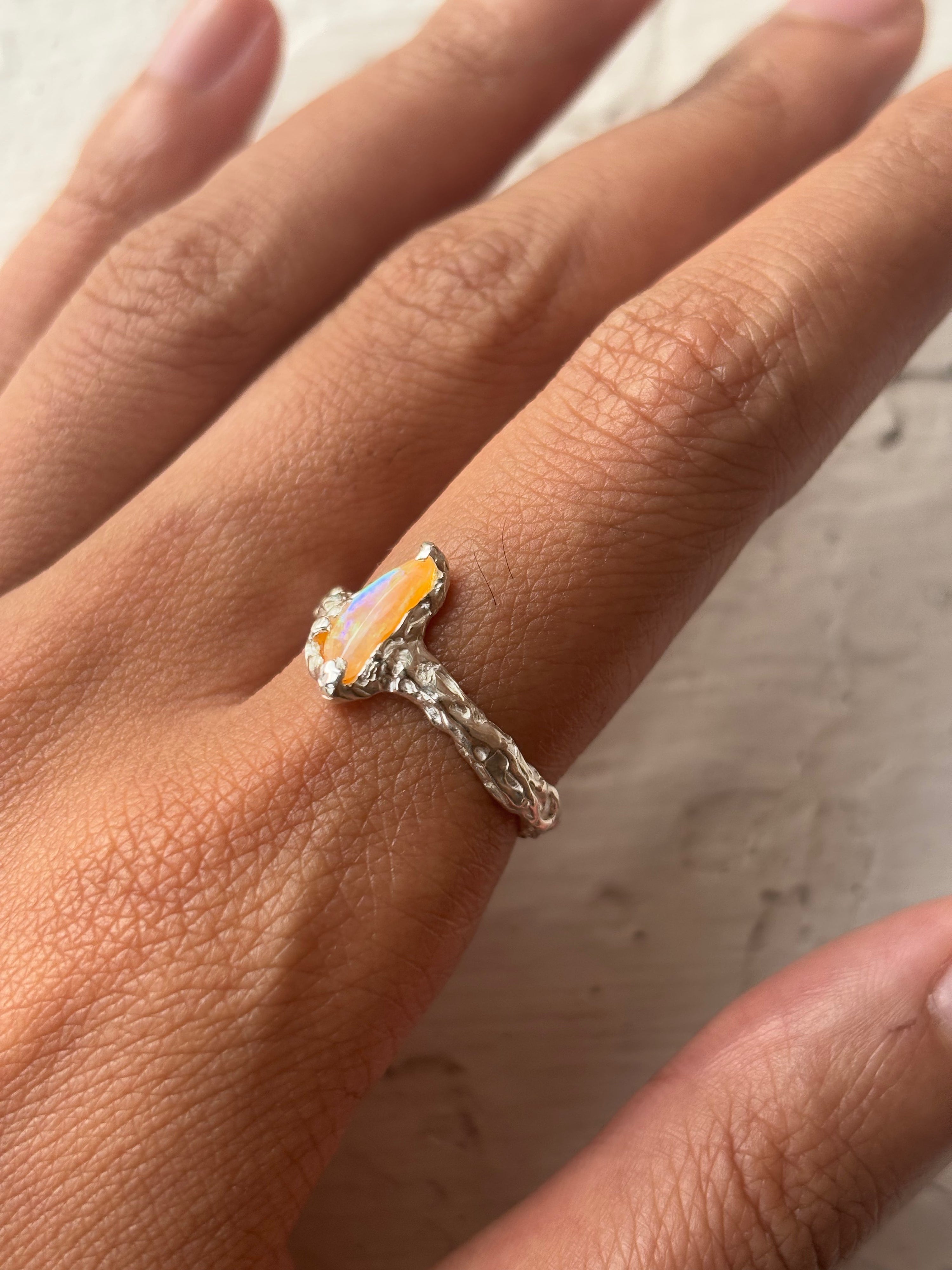 Itty bitty ring - silver/size p