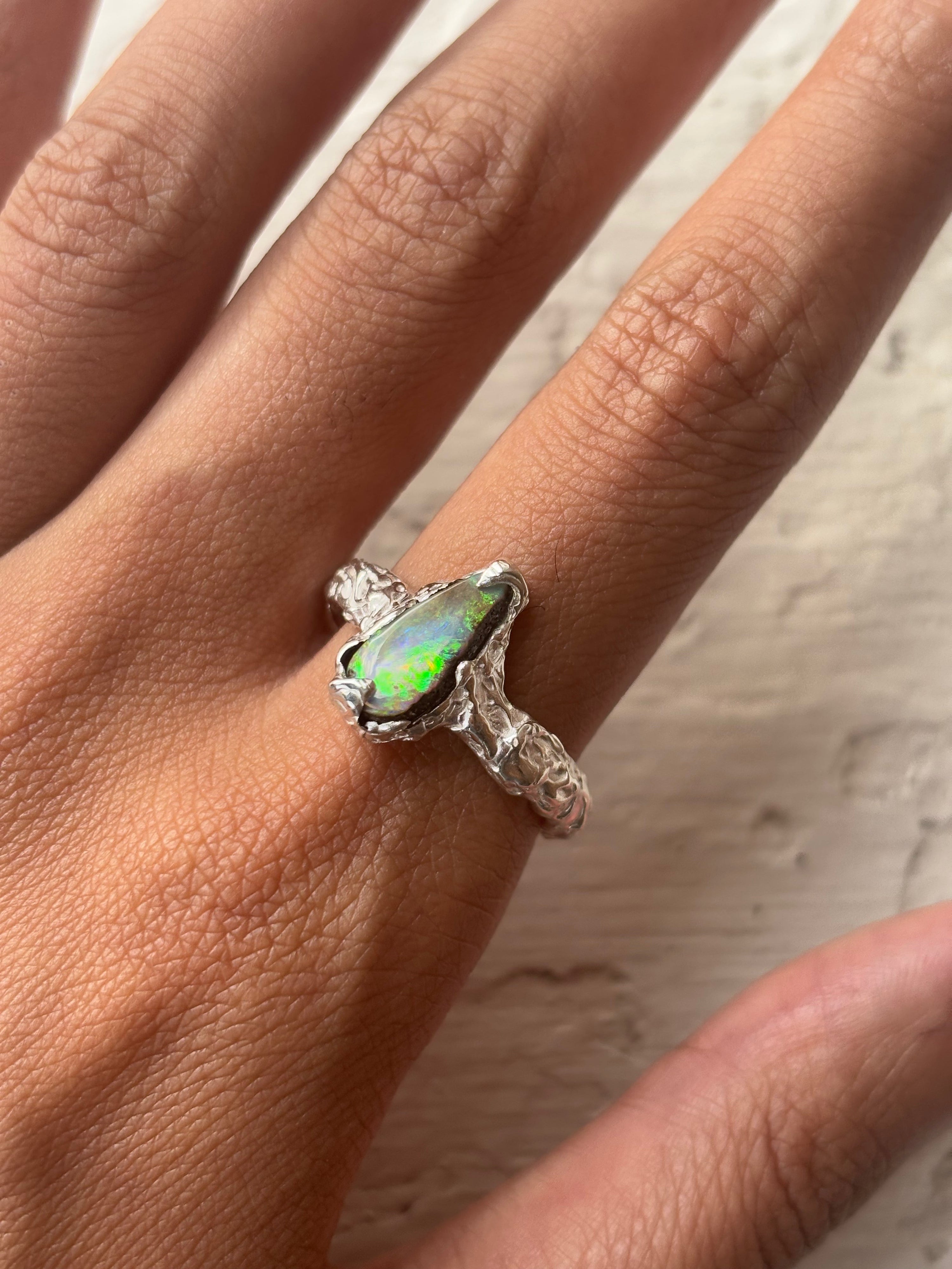 Itty bitty ring - silver/size u
