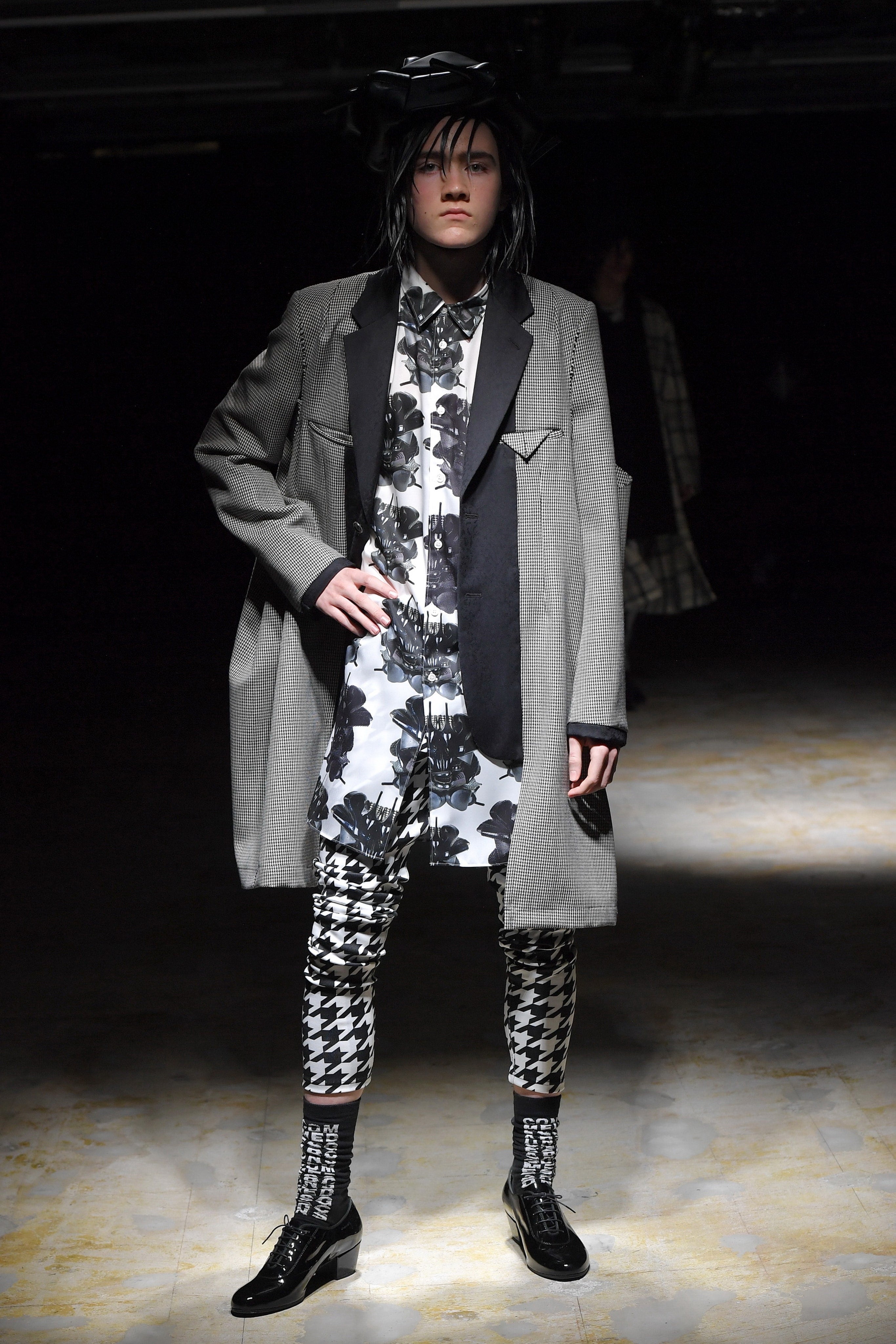 Comme des garçons homme plus a/w 2021 willie cole shirt grey