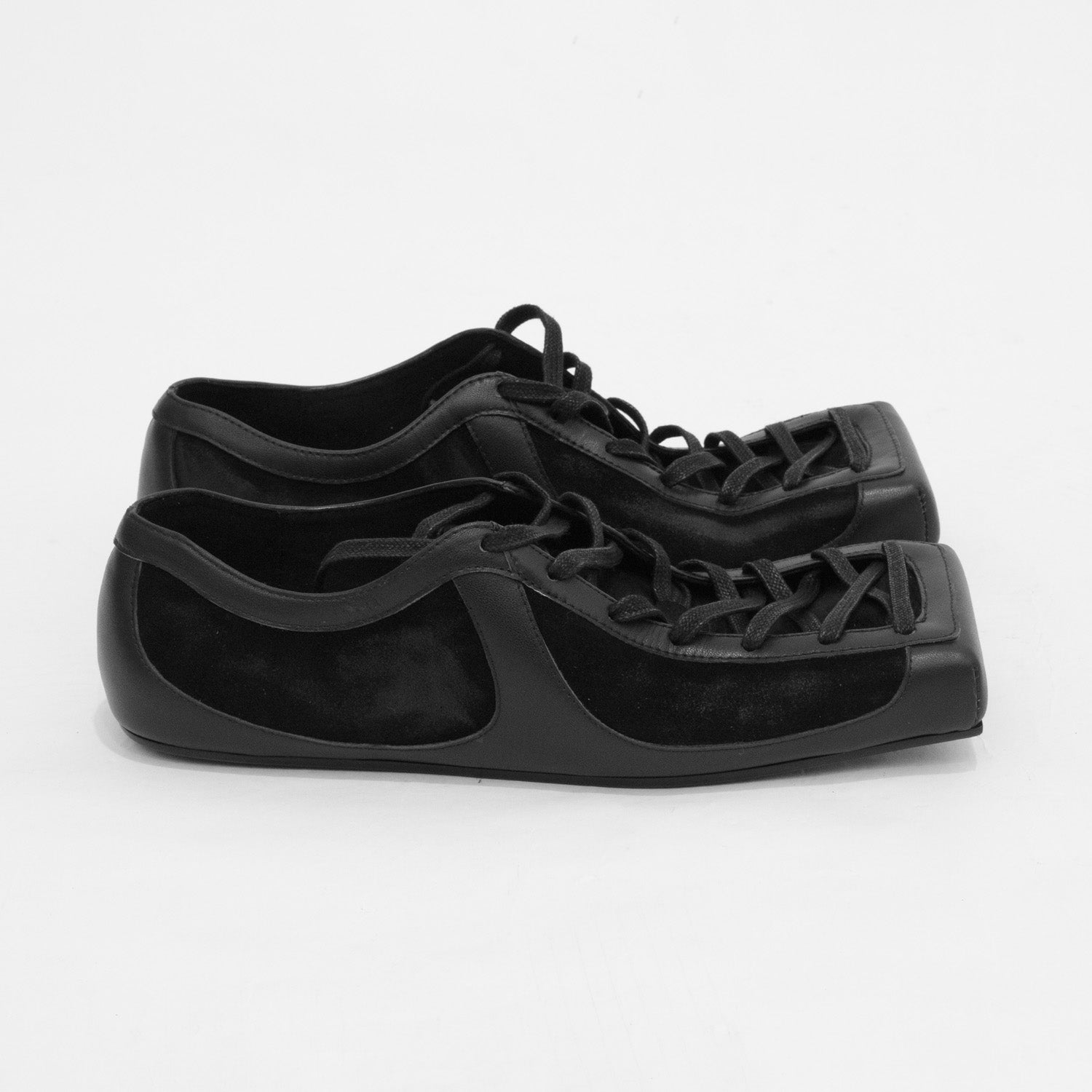 PLEBEIAN SNEAKERS - BLACK