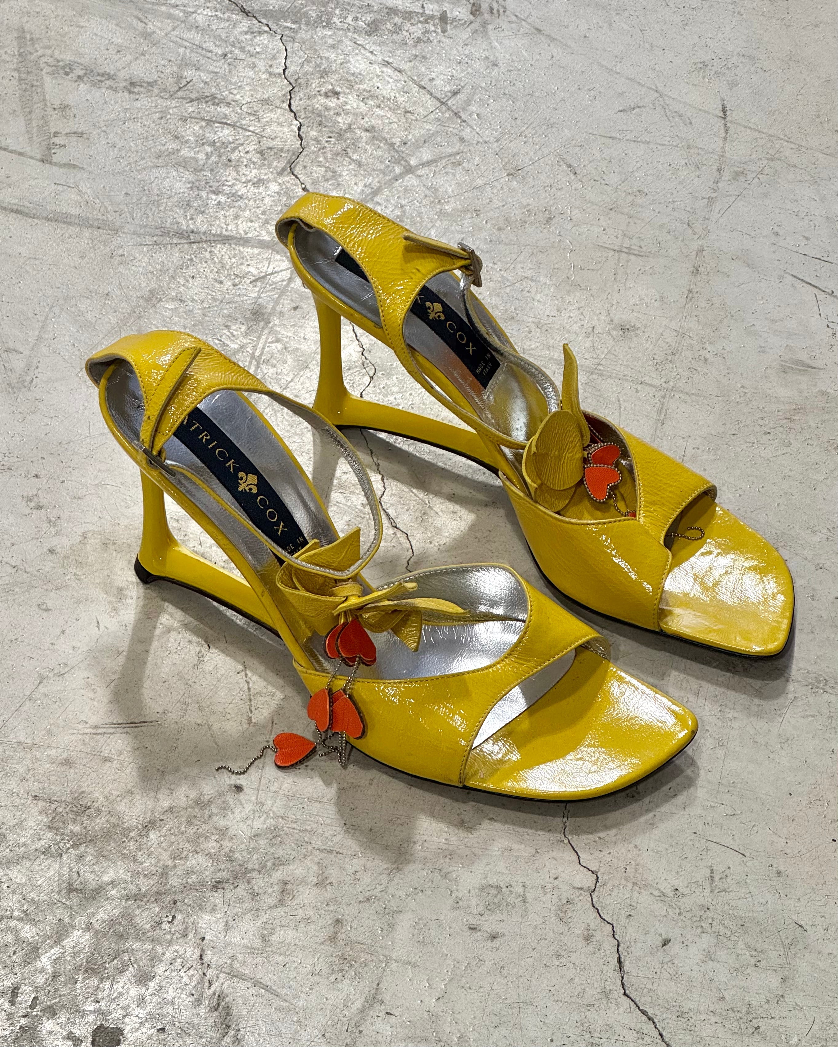 The pilar heels