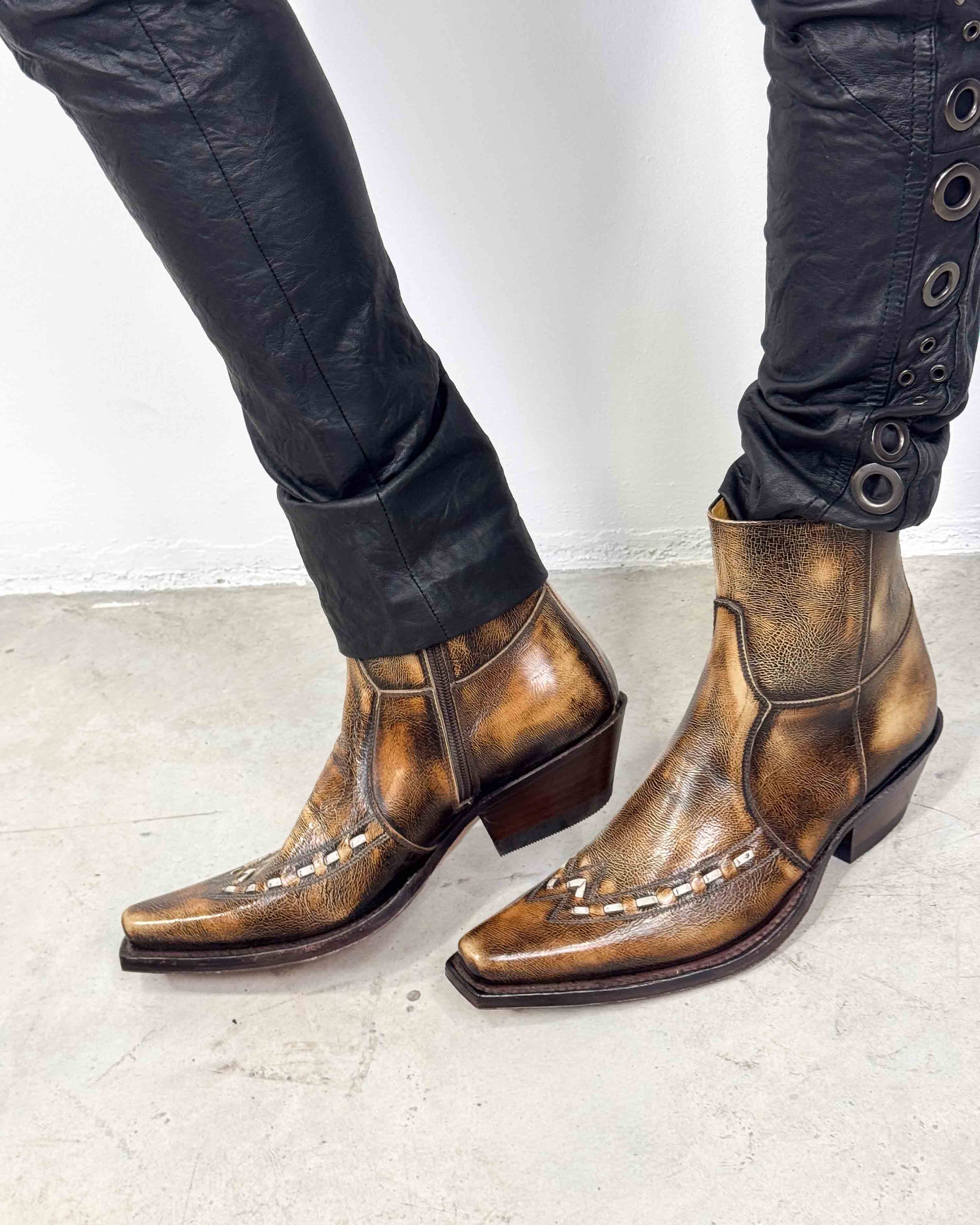 The yade boots