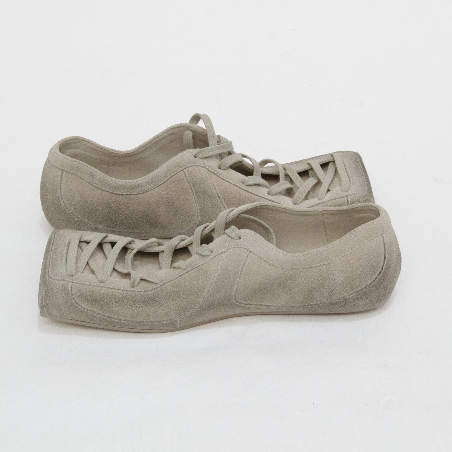 PLEBEIAN SNEAKERS - OAT