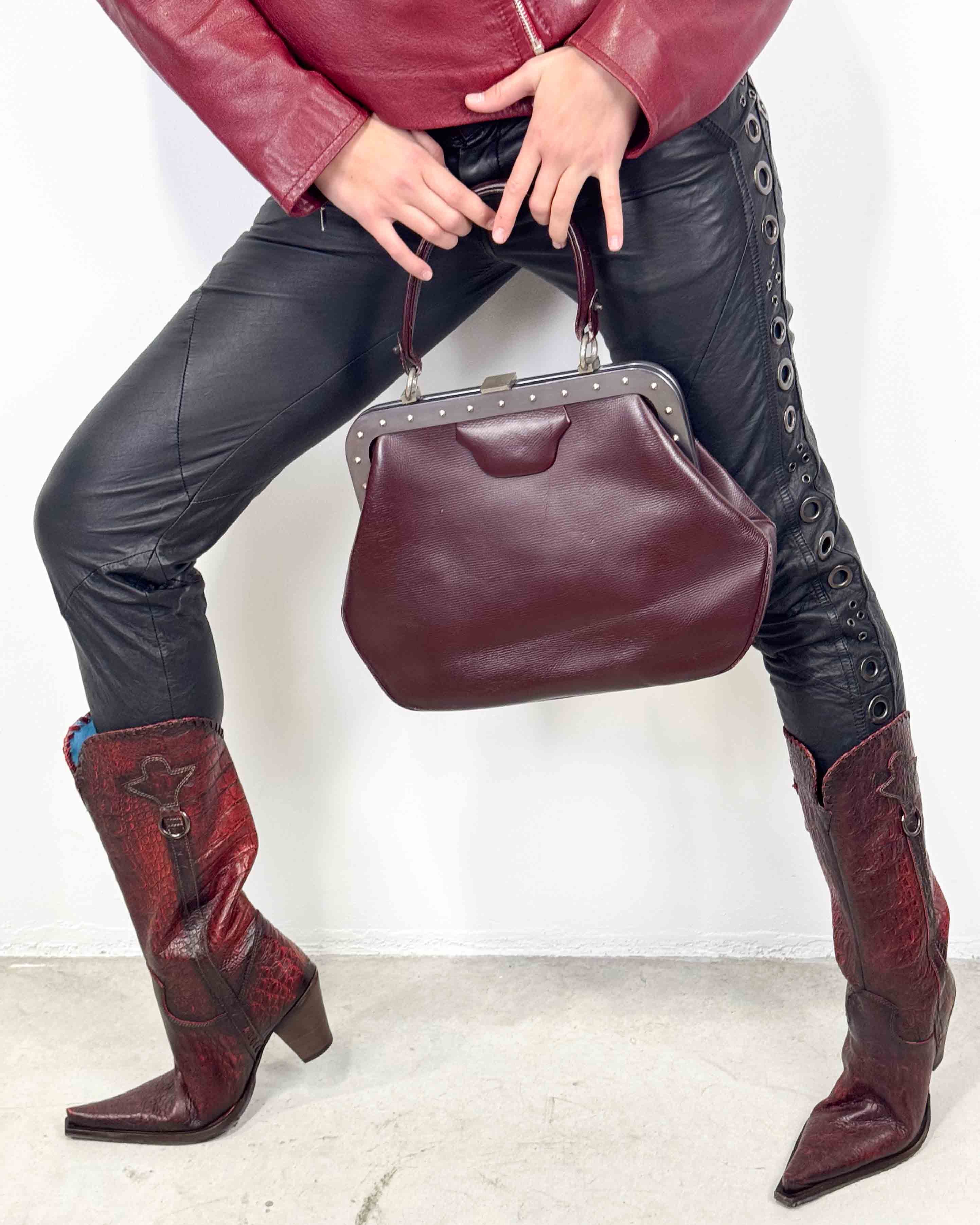 The leonore bag