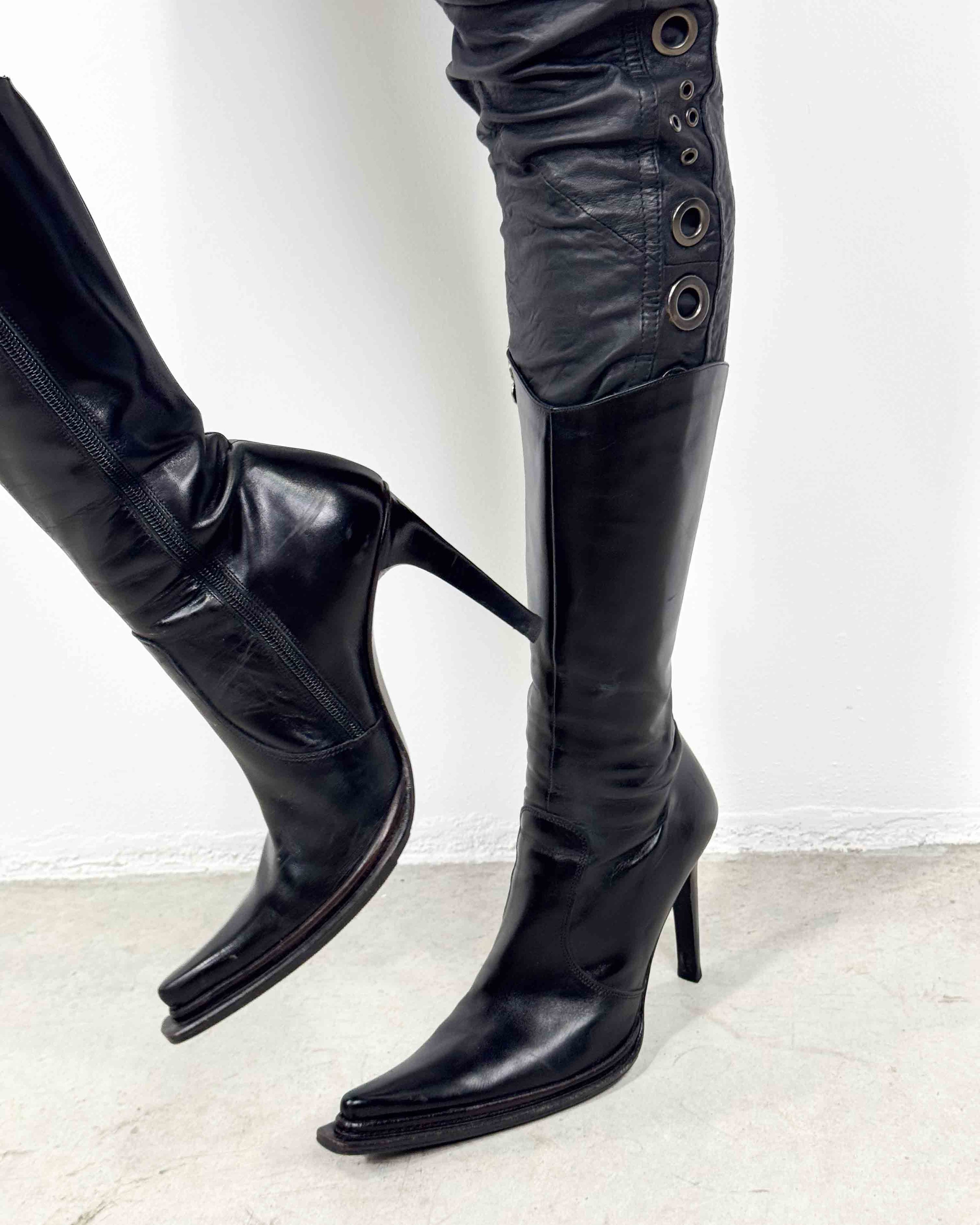 The donna leather boots