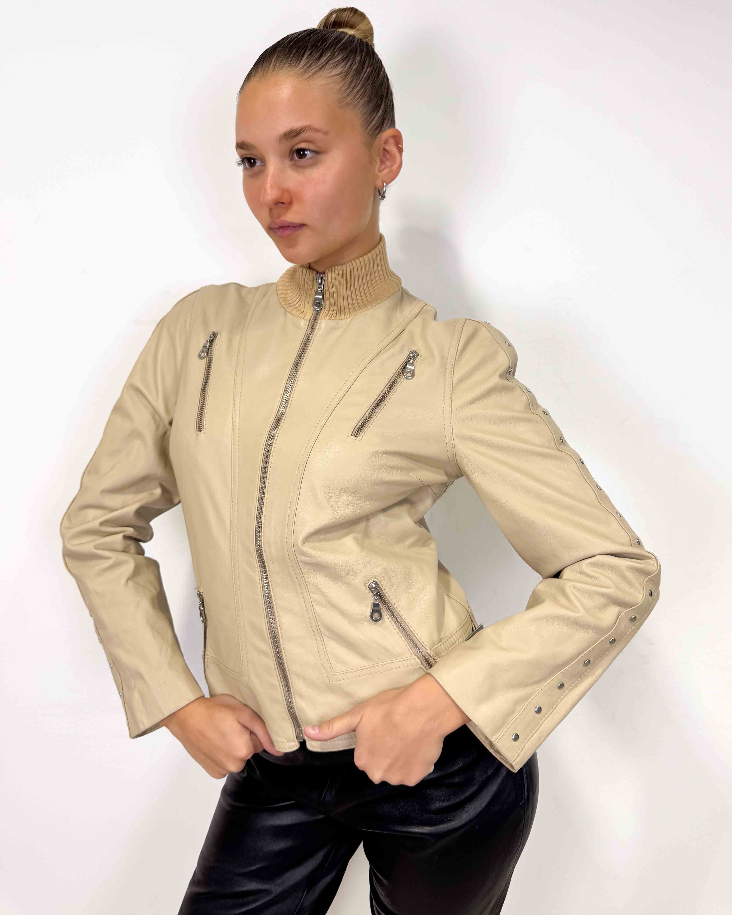 The sabina leather jacket