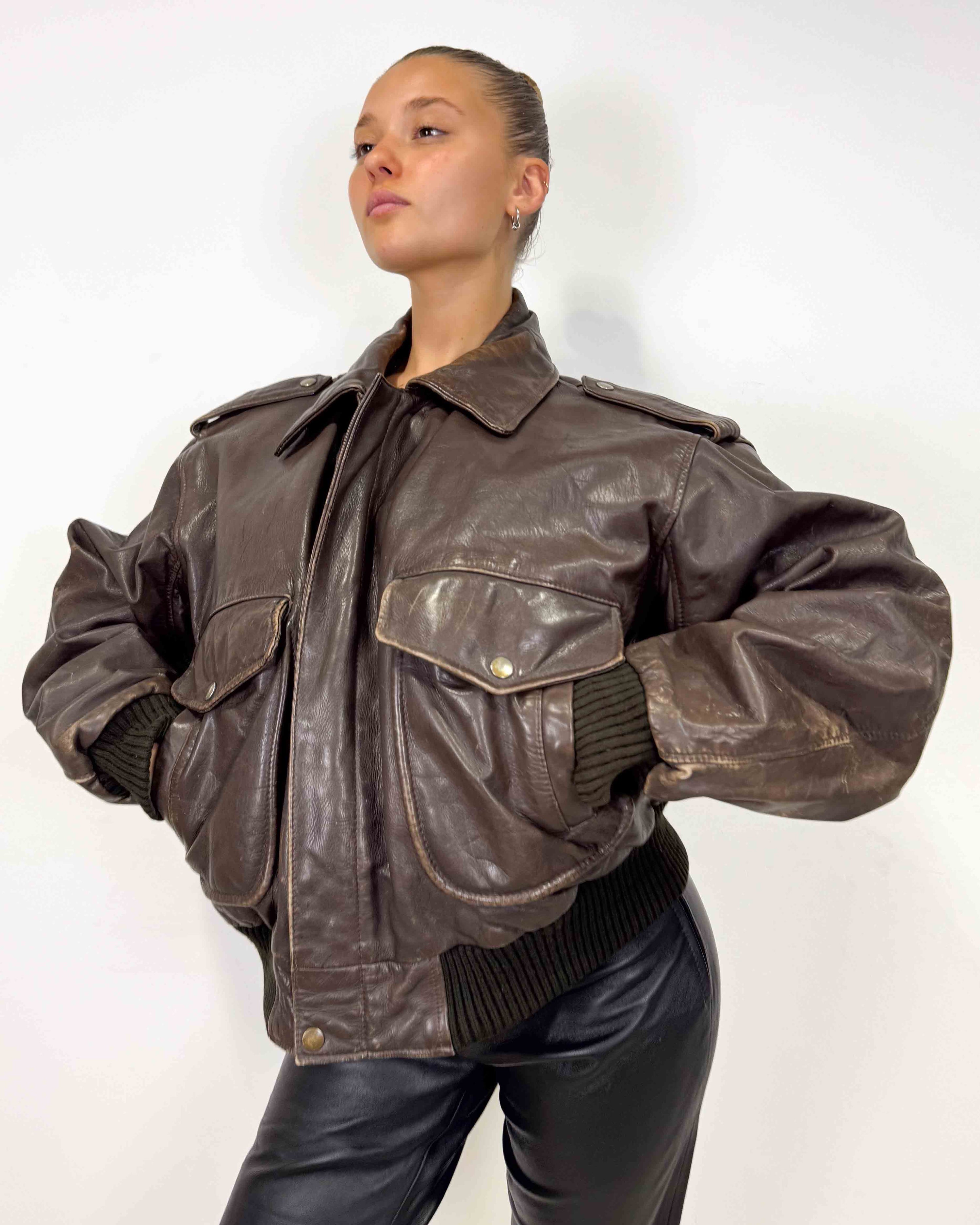 The gaetana leather bomber