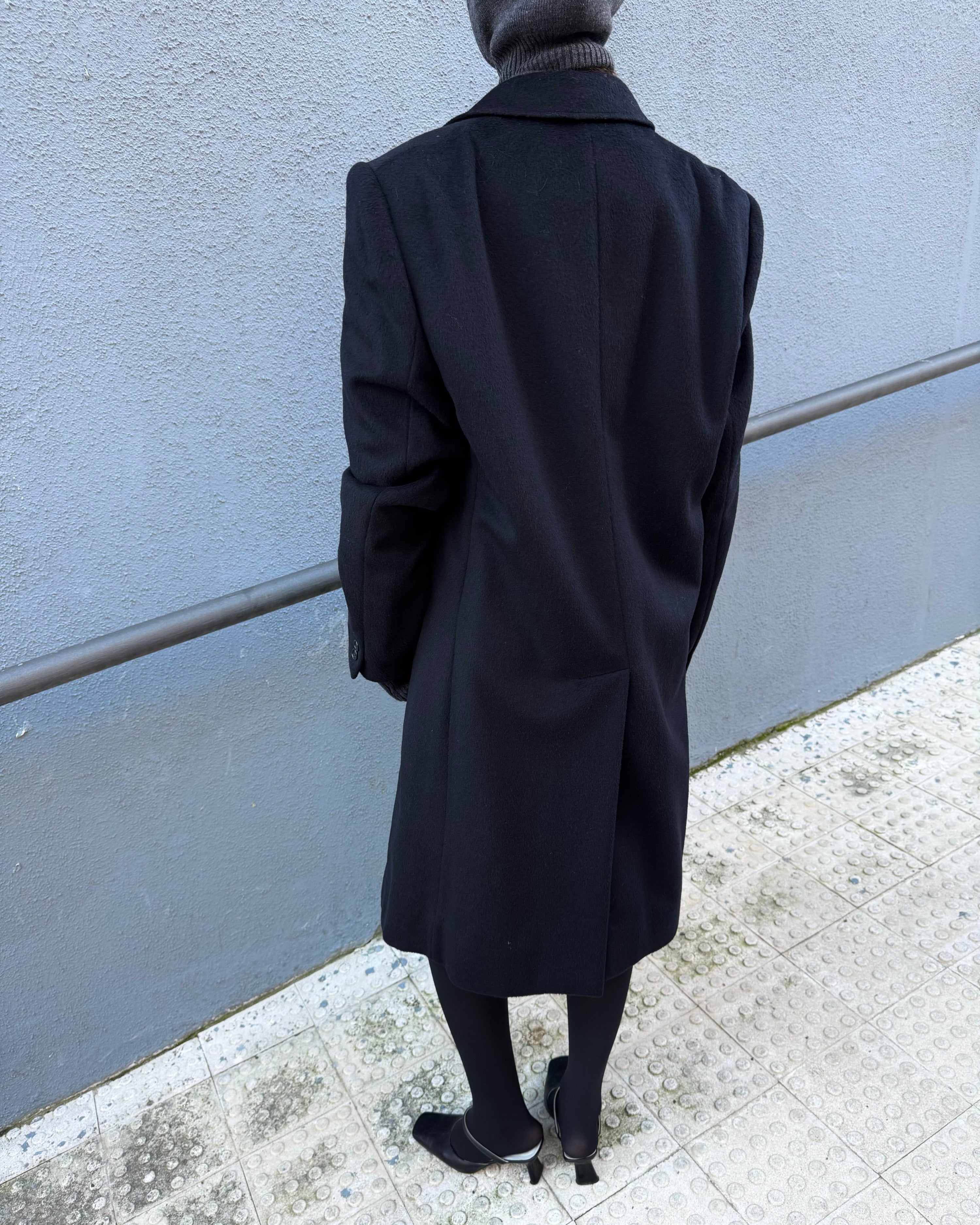 The carlota coat