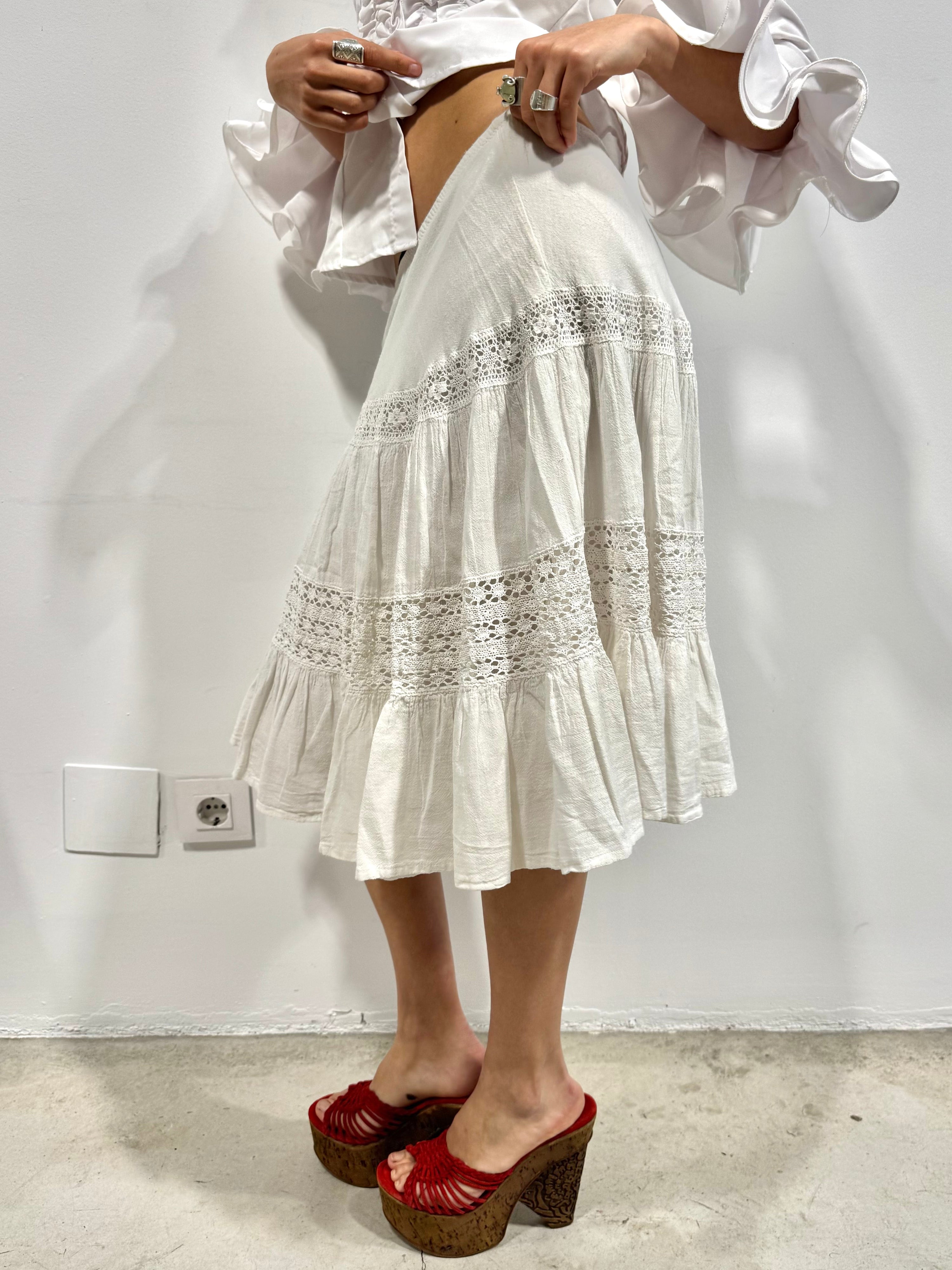 The sivan skirt
