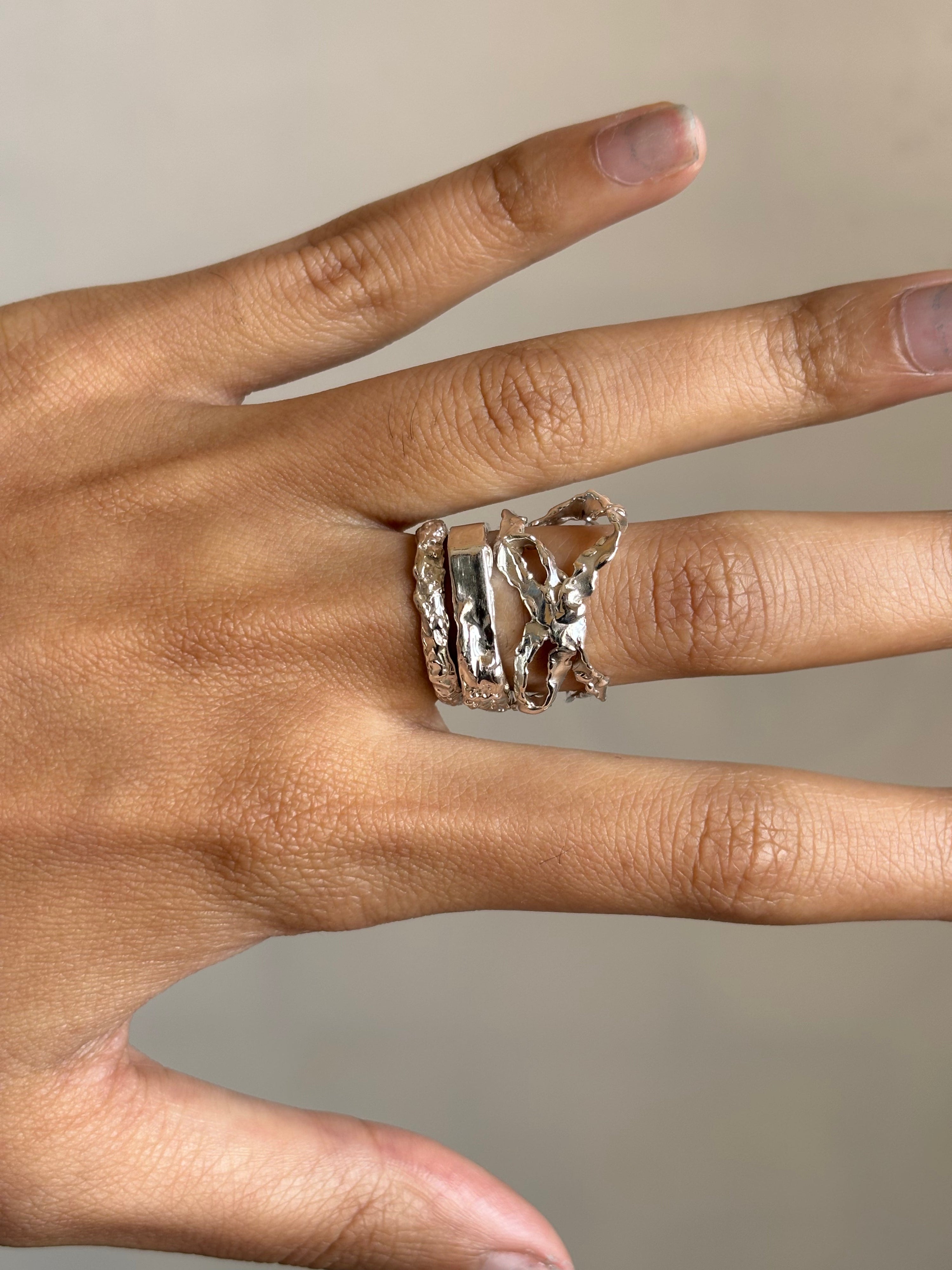 Melting away ring - silver