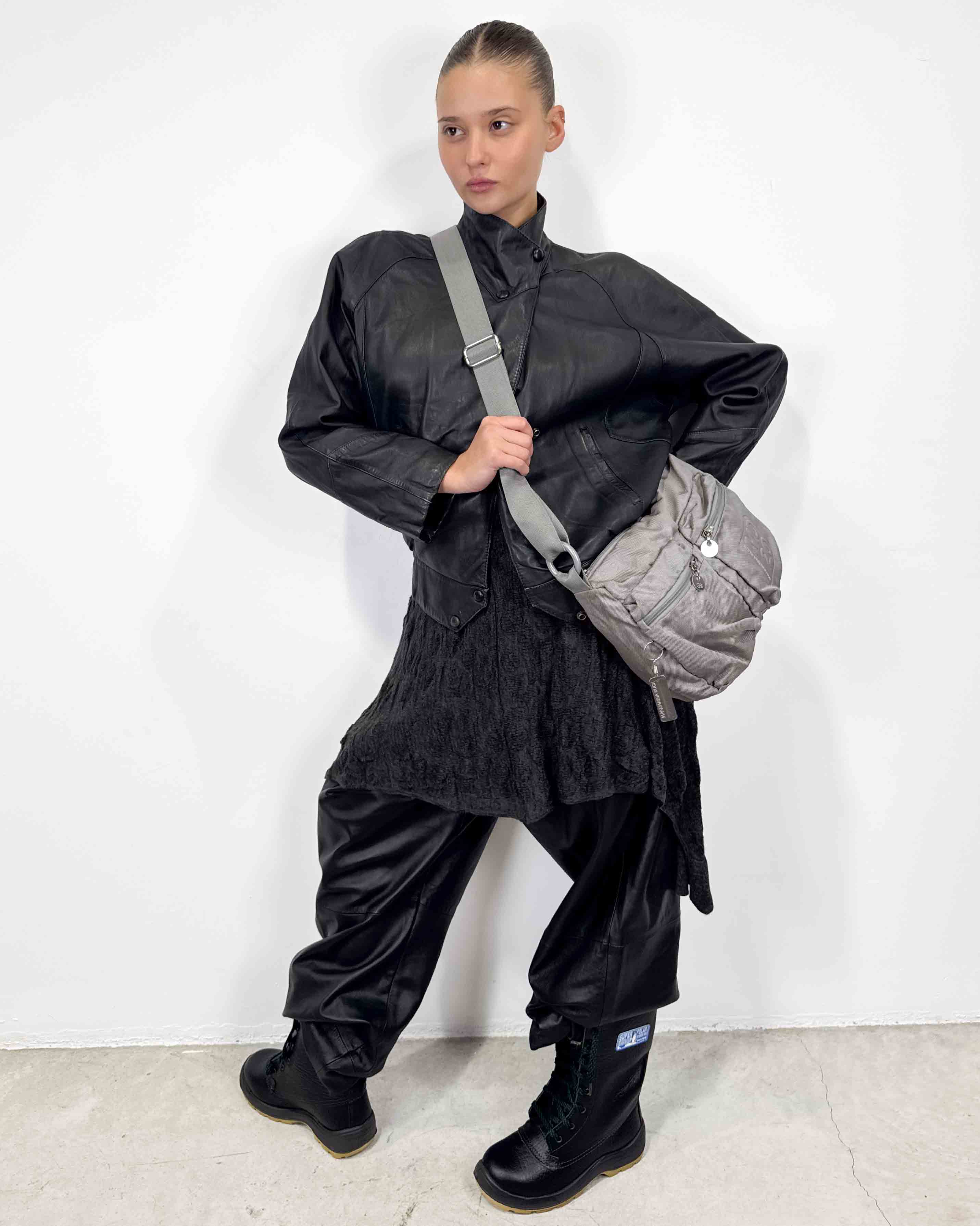 The sidney bag by mandarina duck