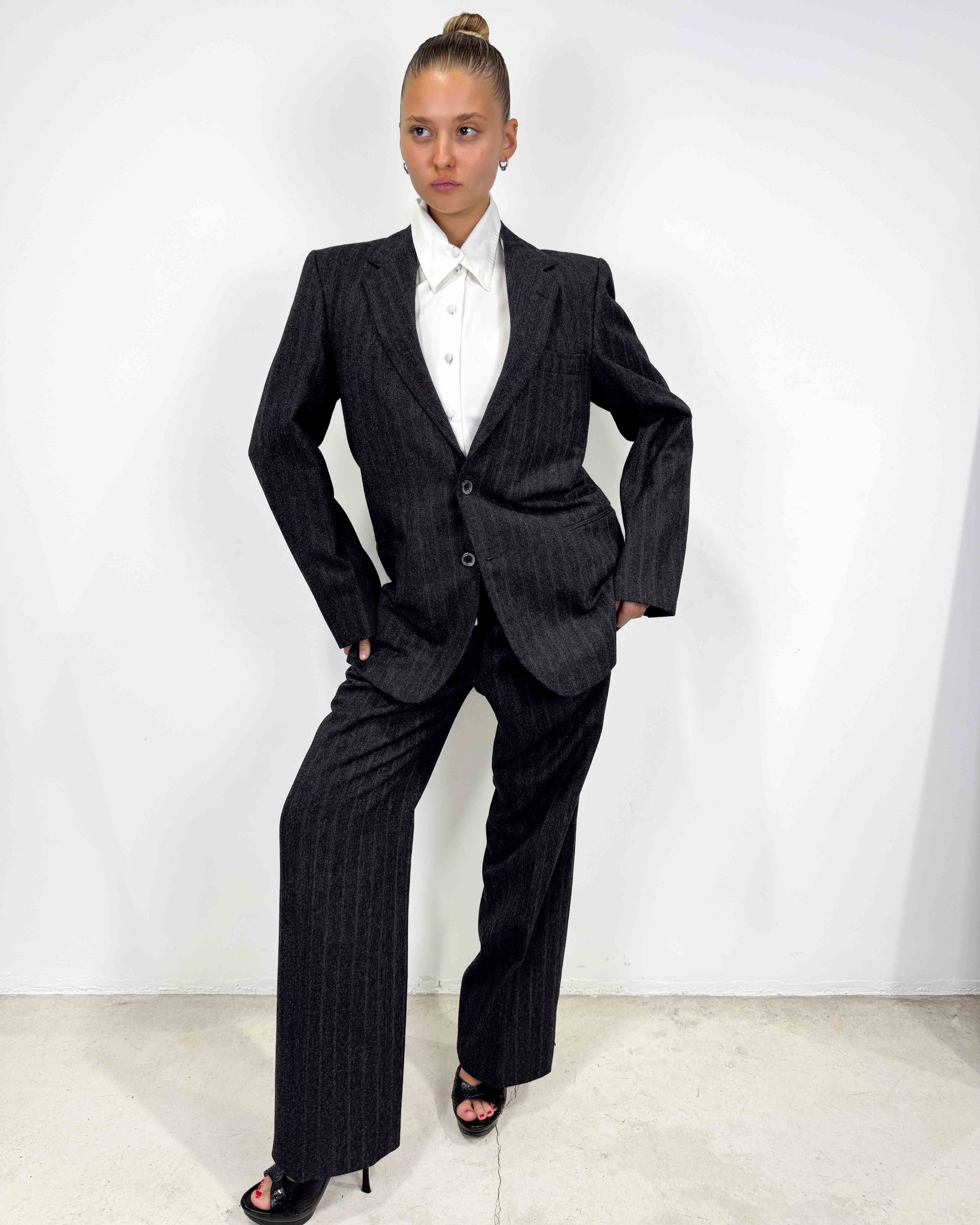 The tori set by cerruti