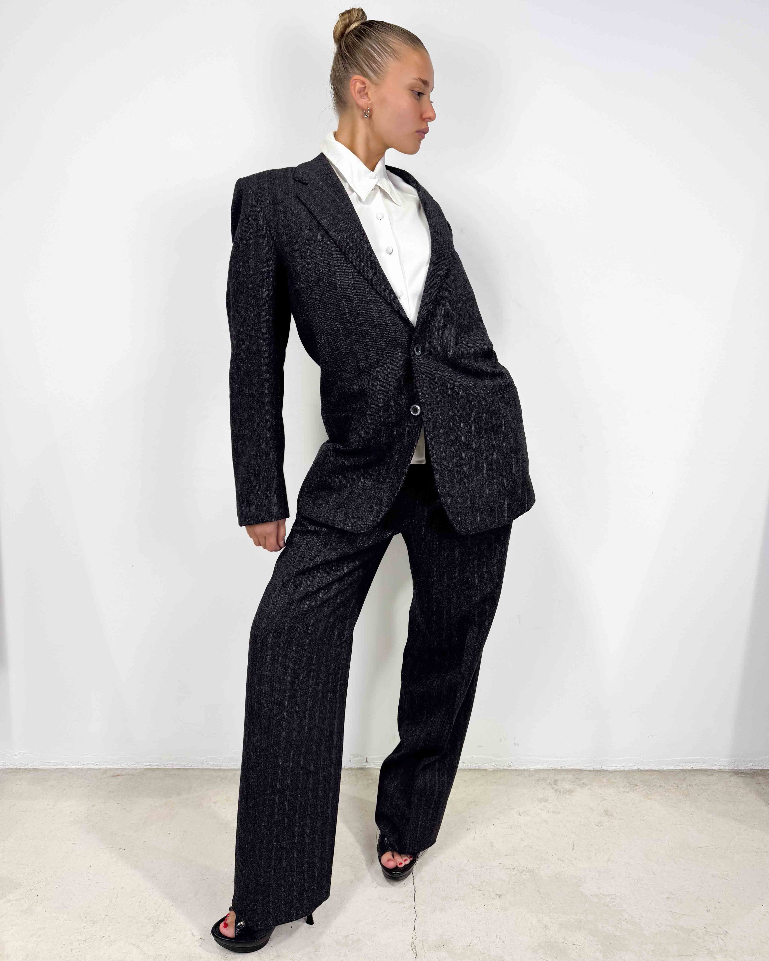 The tori set by cerruti