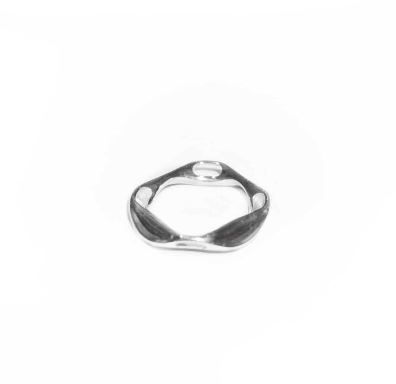 Wave ring